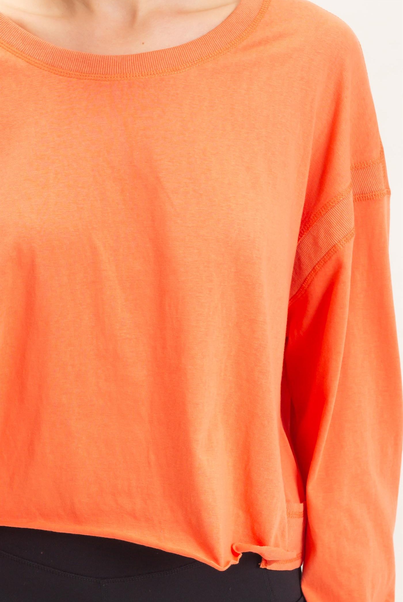 Wholesale Crew Neck Top Clothing Tops HF26C808 ORANGE HYFVE