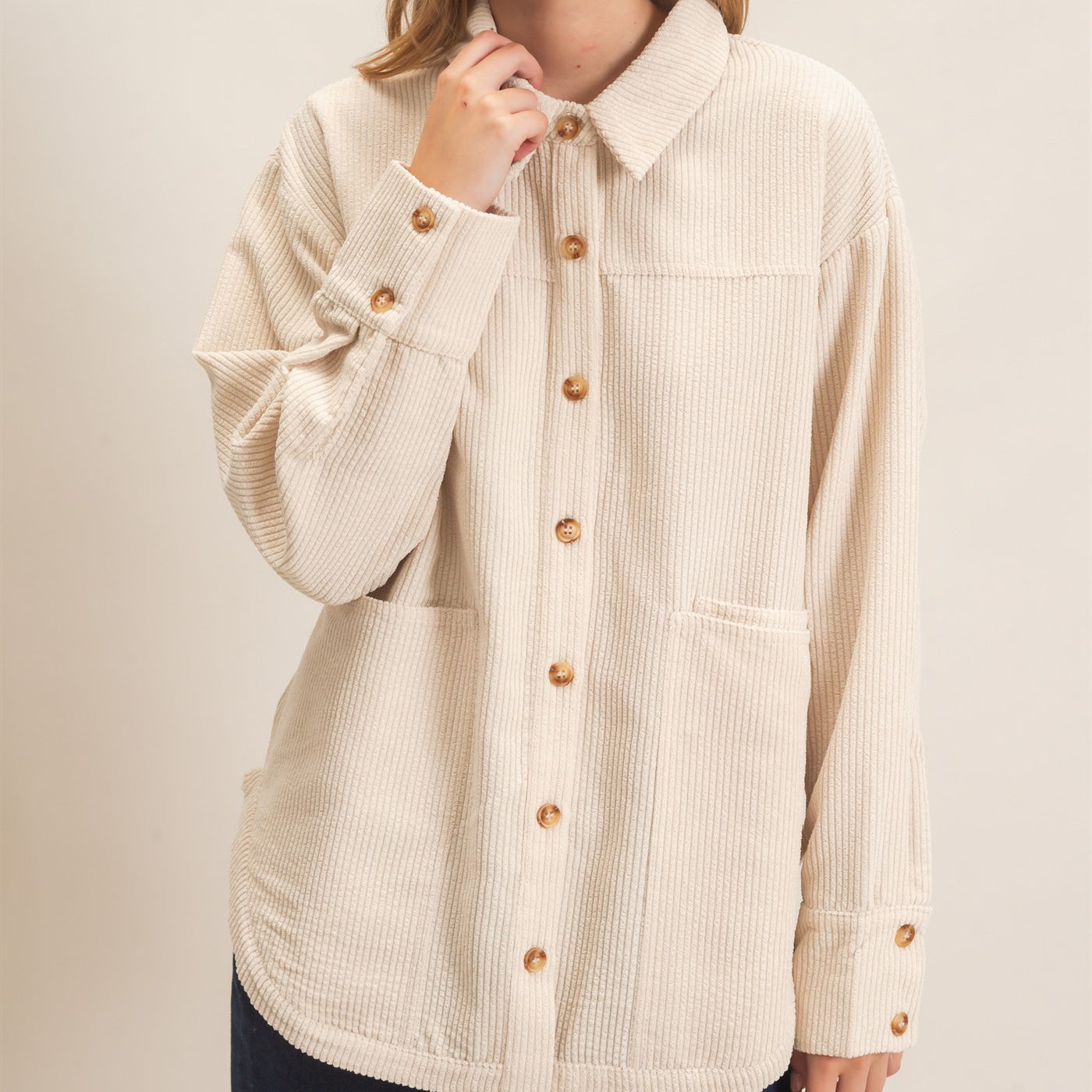 Wholesale Corduroy Button-Up Shirt Outerwear HF26F163 WHITE SWAN HYFVE