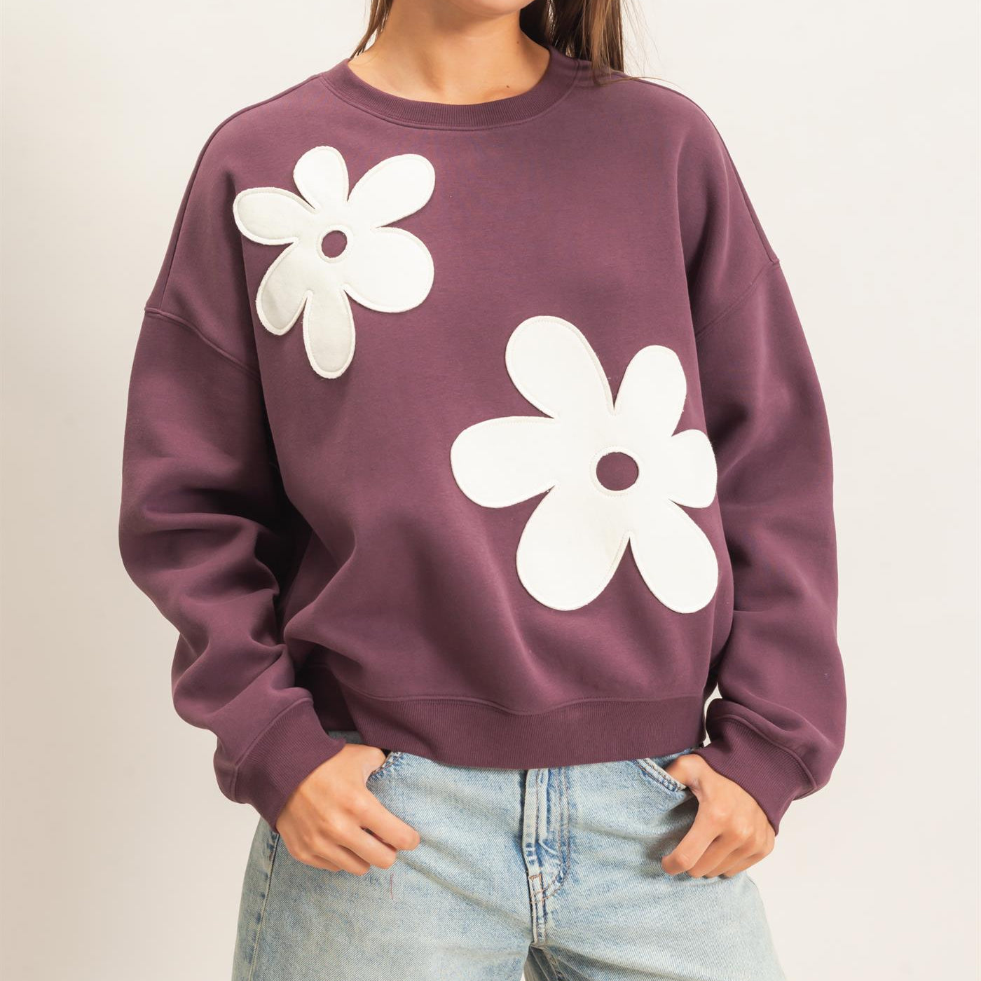 Wholesale Floral Applique Crew Neck Sweatshirt Sweatshirts DZ26E708 COCOA DOUBLE ZERO