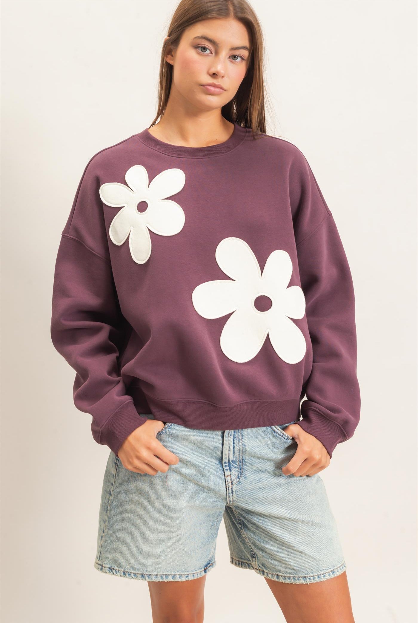 Wholesale Floral Applique Crew Neck Sweatshirt Sweatshirts DZ26E708 COCOA DOUBLE ZERO
