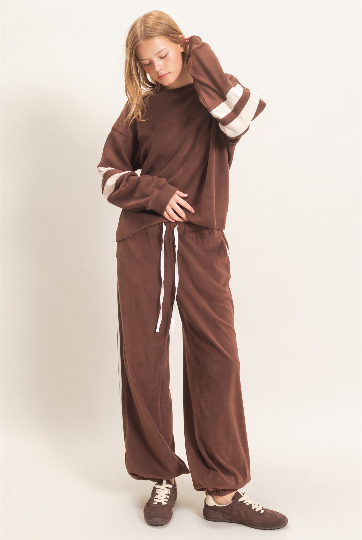 Wholesale Drawstring Waist Jogger Pants Joggers HF26E424-D CHOCOLATE HYFVE
