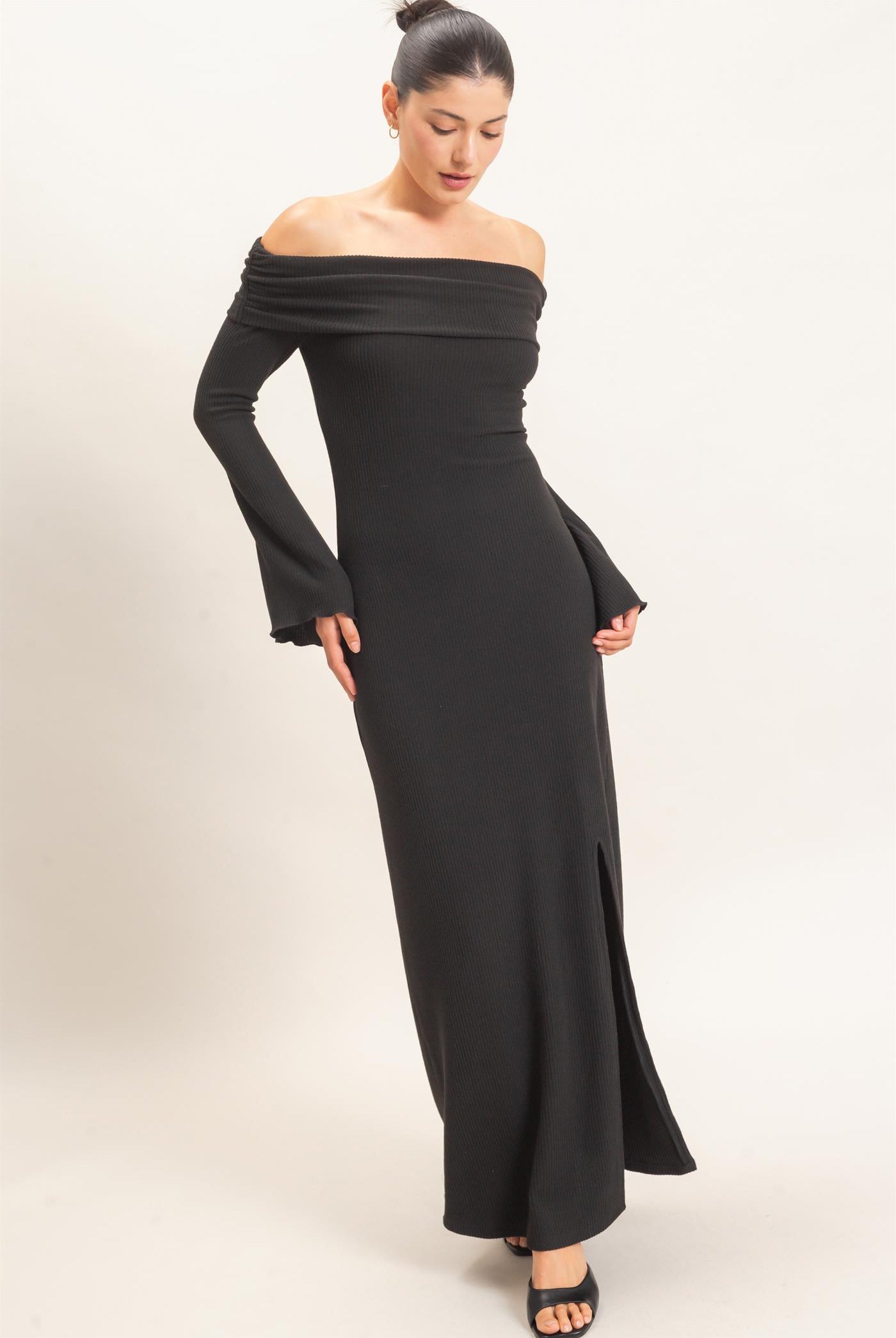 Wholesale Off-Shoulder Maxi Dress Dresses HF26F033 BLACK HYFVE