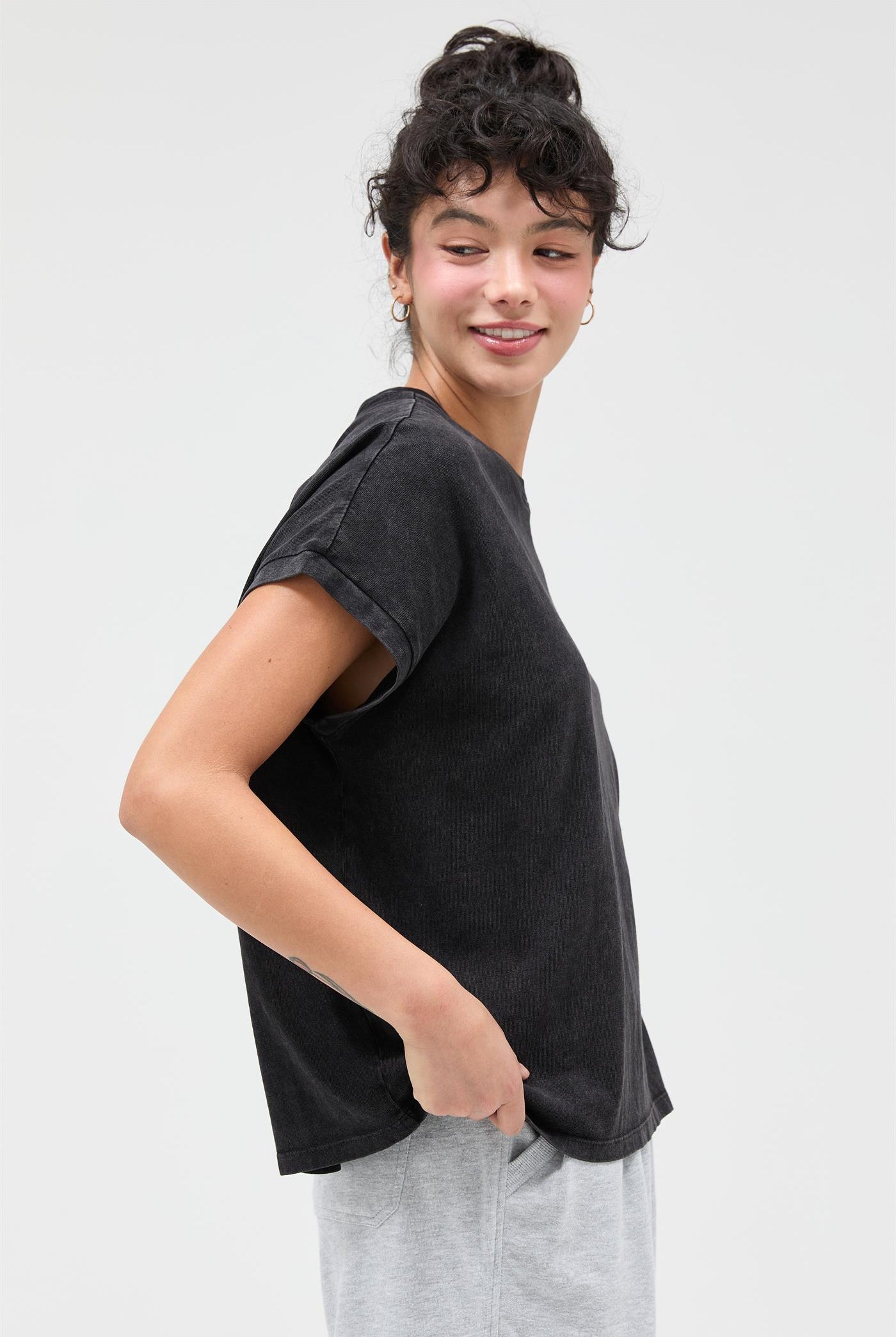 Wholesale Capped Sleeve Mineral Wash T-Shirt T-Shirts DZ26A033 BLACK DOUBLE ZERO