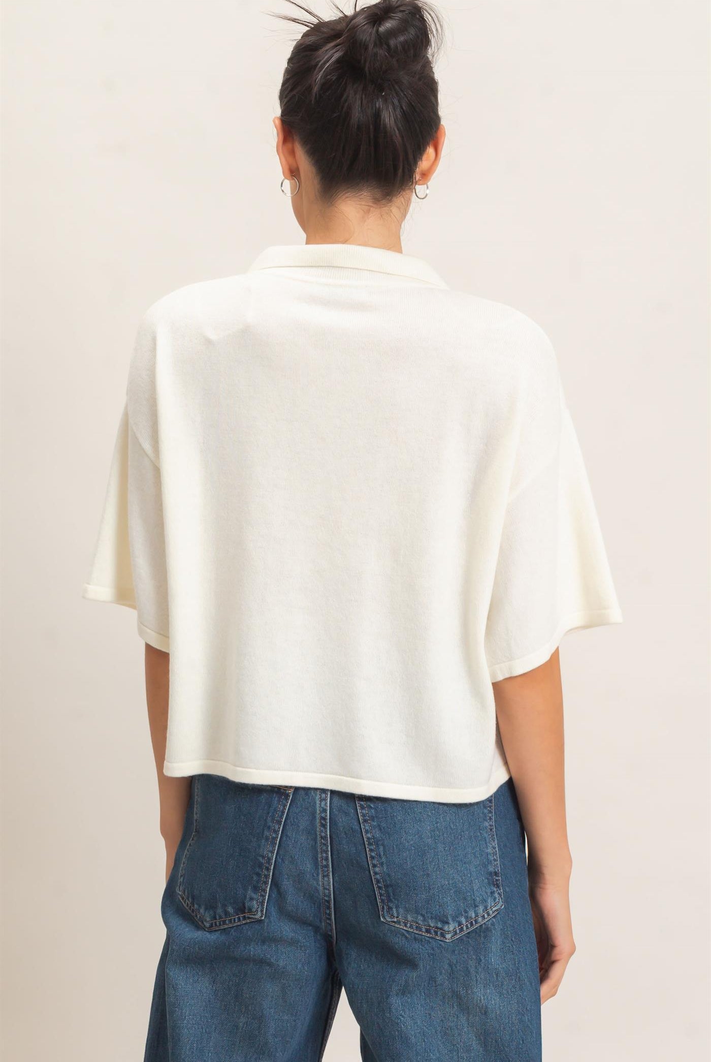 Wholesale Collared V-Neck Sweater Sweaters HF26E038 IVORY HYFVE