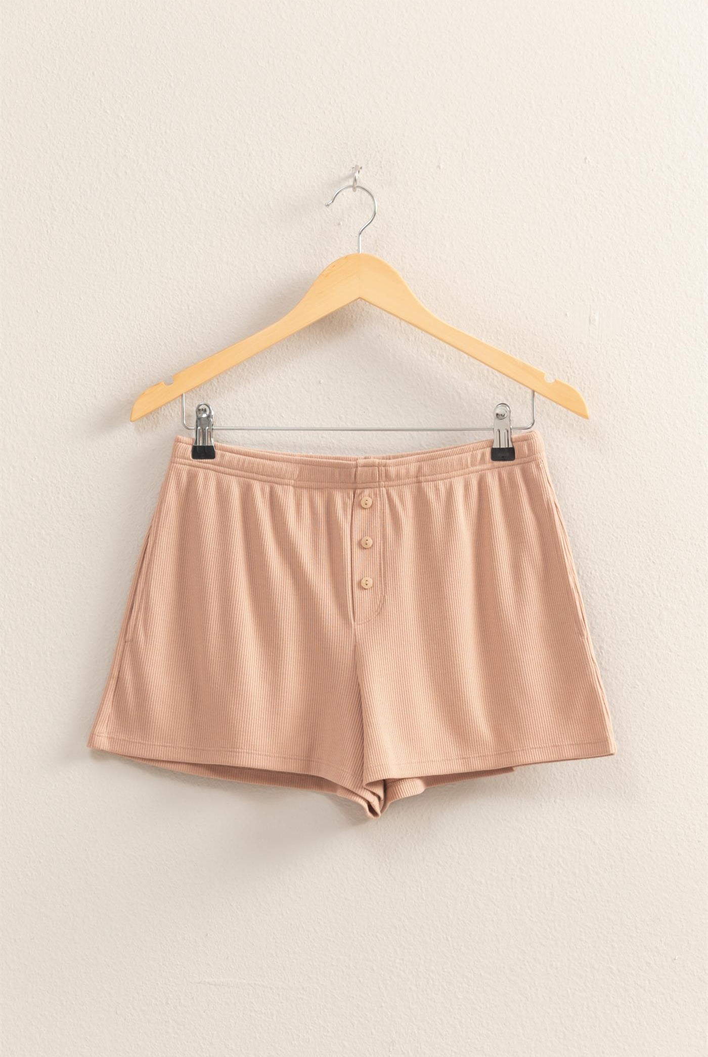 Wholesale High Waist Button Detail Flowy Shorts Shorts DZ25A934 DARK TAUPE DOUBLE ZERO