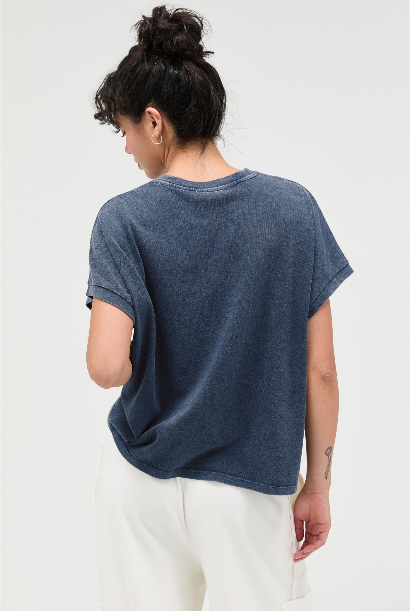 Wholesale Capped Sleeve Mineral Wash T-Shirt T-Shirts DZ26A033 NAVY DOUBLE ZERO