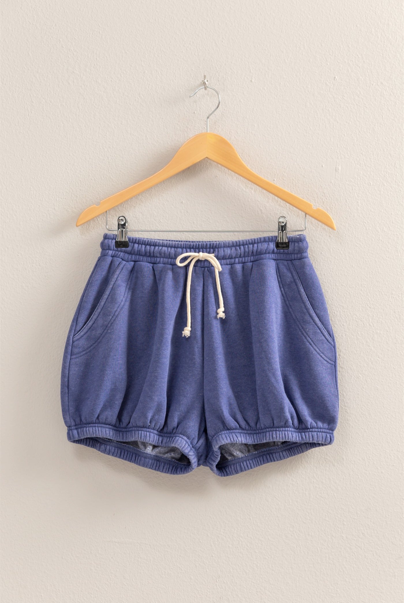 Wholesale Drawstring Waist Bubbled Hem Shorts Shorts DZ25A702 DUSTY INDIGO DOUBLE ZERO