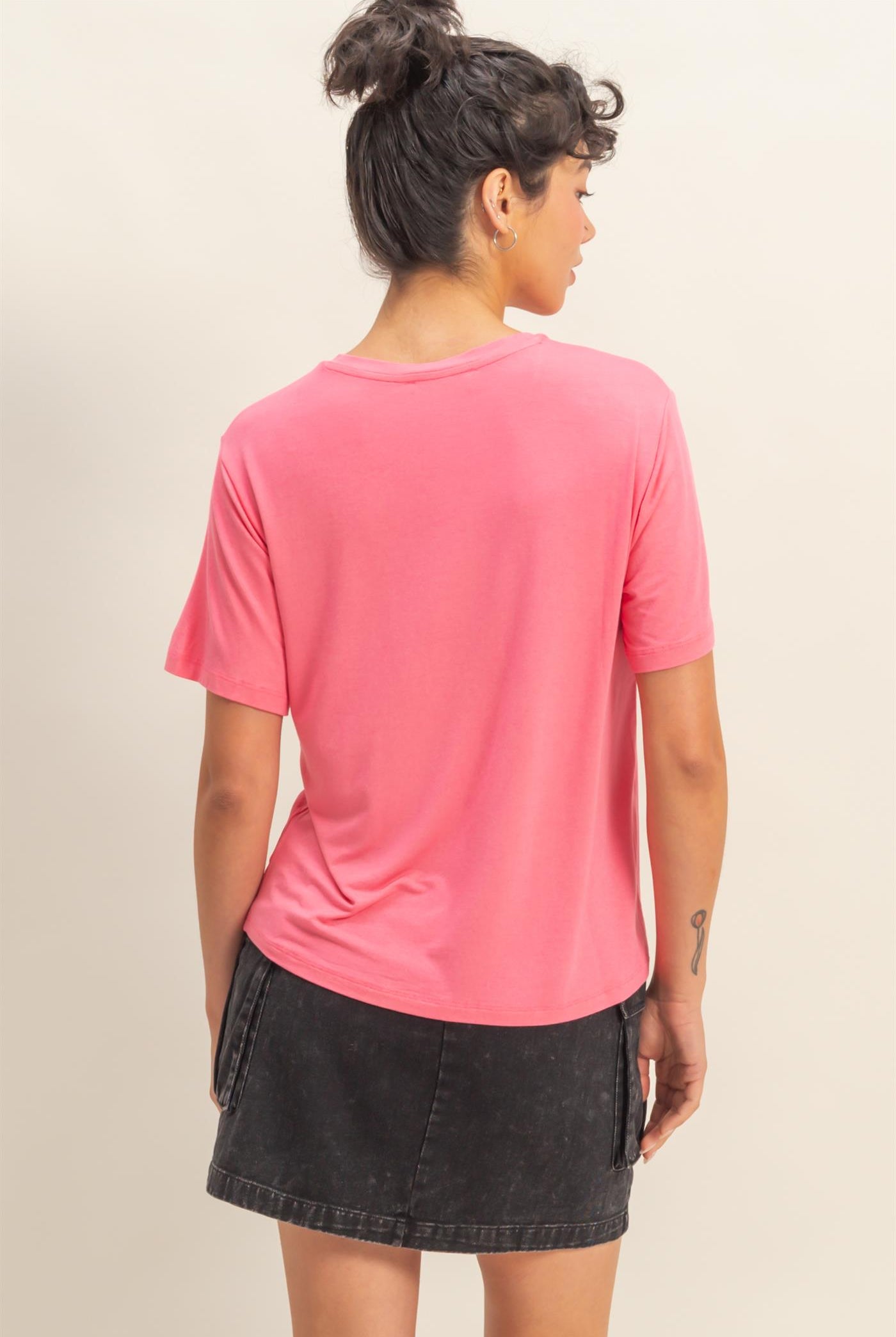 Wholesale Classic Crew Neck Short Sleeve Pocket Top T-Shirts DZ25C922 TAFFY PINK DOUBLE ZERO