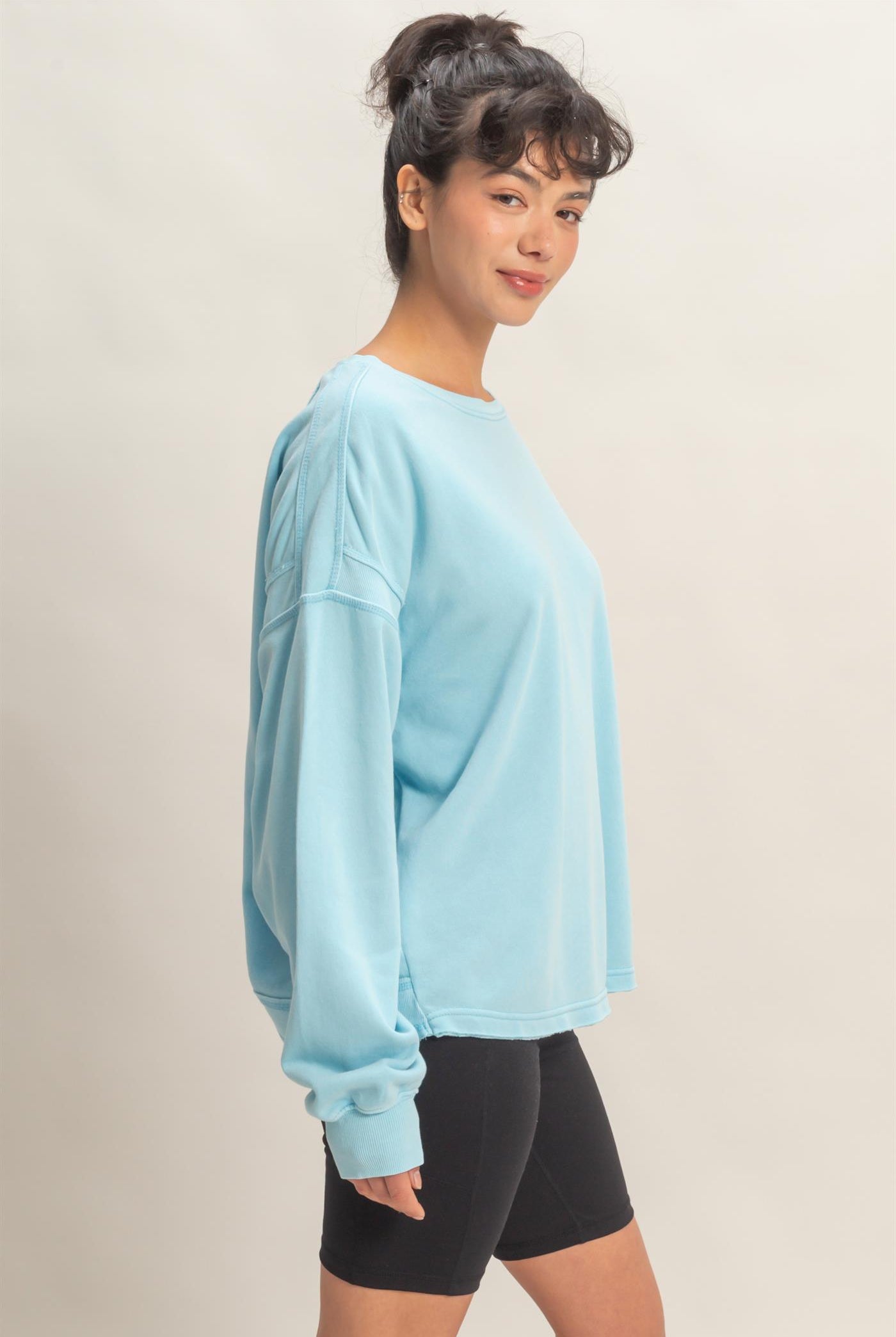 Wholesale Oversized Cross Detail Open Back Sweatshirt Clothing Tops DZ26E050 BLUE DOUBLE ZERO