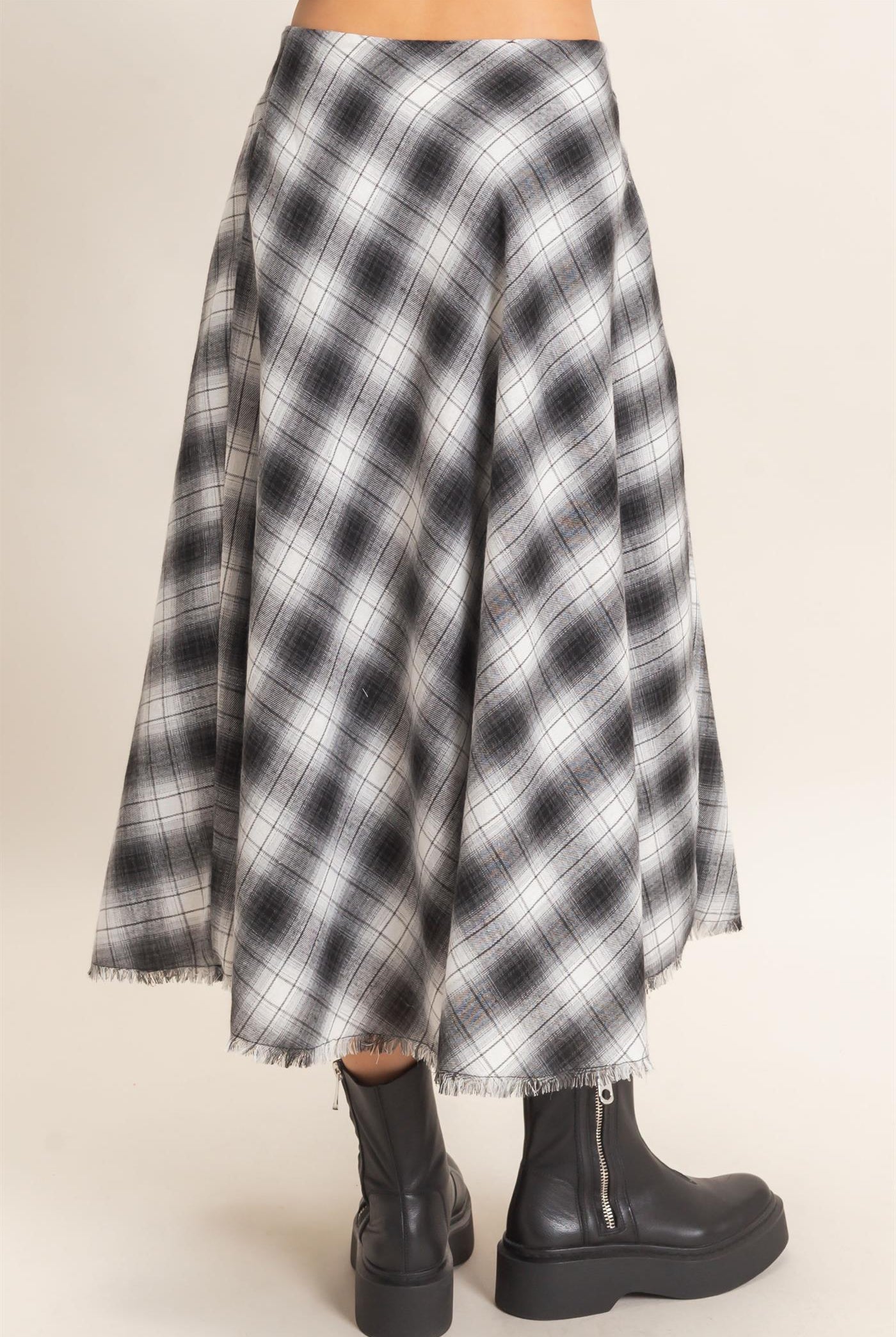 Wholesale A-Line Plaid Frayed Hem Skirt Skirts HF26E972 BLACK HYFVE