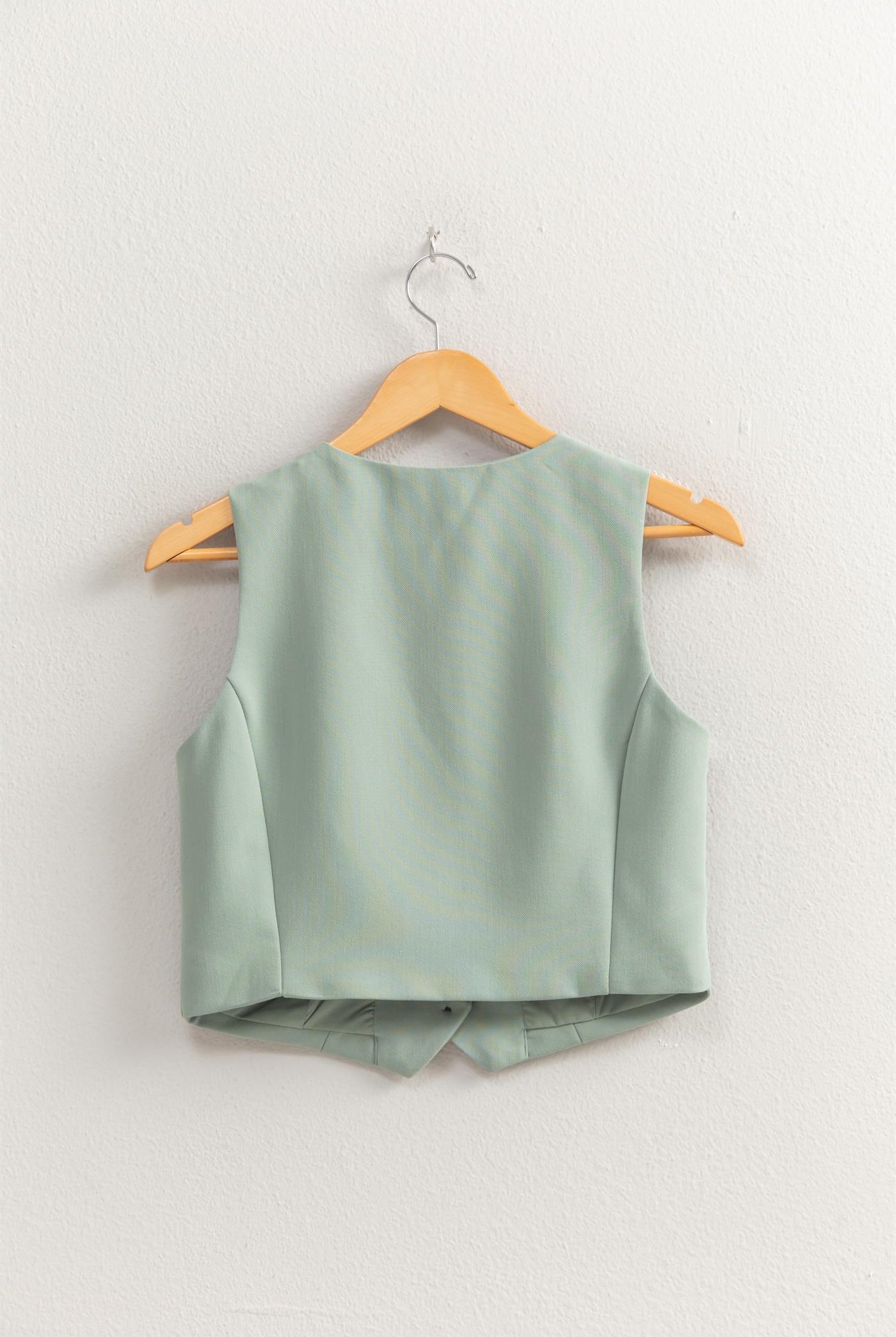 Wholesale Tailored Button-Down Vest Vests DZ25E126 SAGE GREEN DOUBLE ZERO