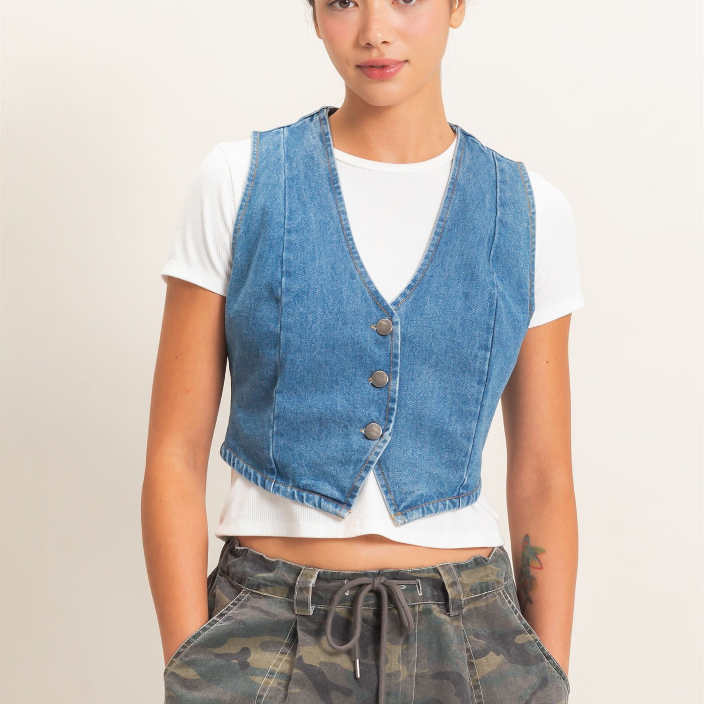 Wholesale Buttoned Denim Vest Vests DZ26E266 MEDIUM BLUE DOUBLE ZERO