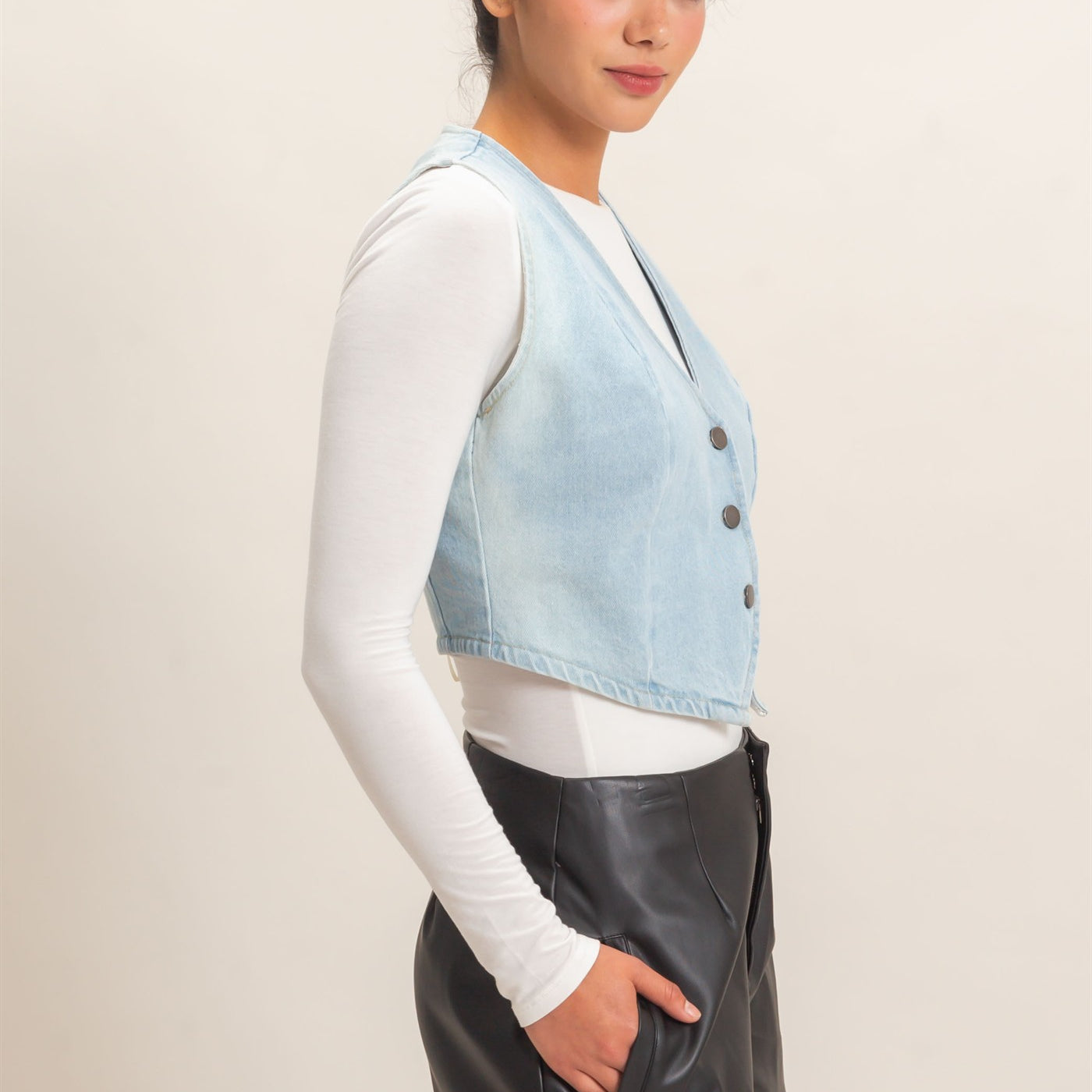 Wholesale Buttoned Denim Vest Vests DZ26E266 LIGHT BLUE DOUBLE ZERO
