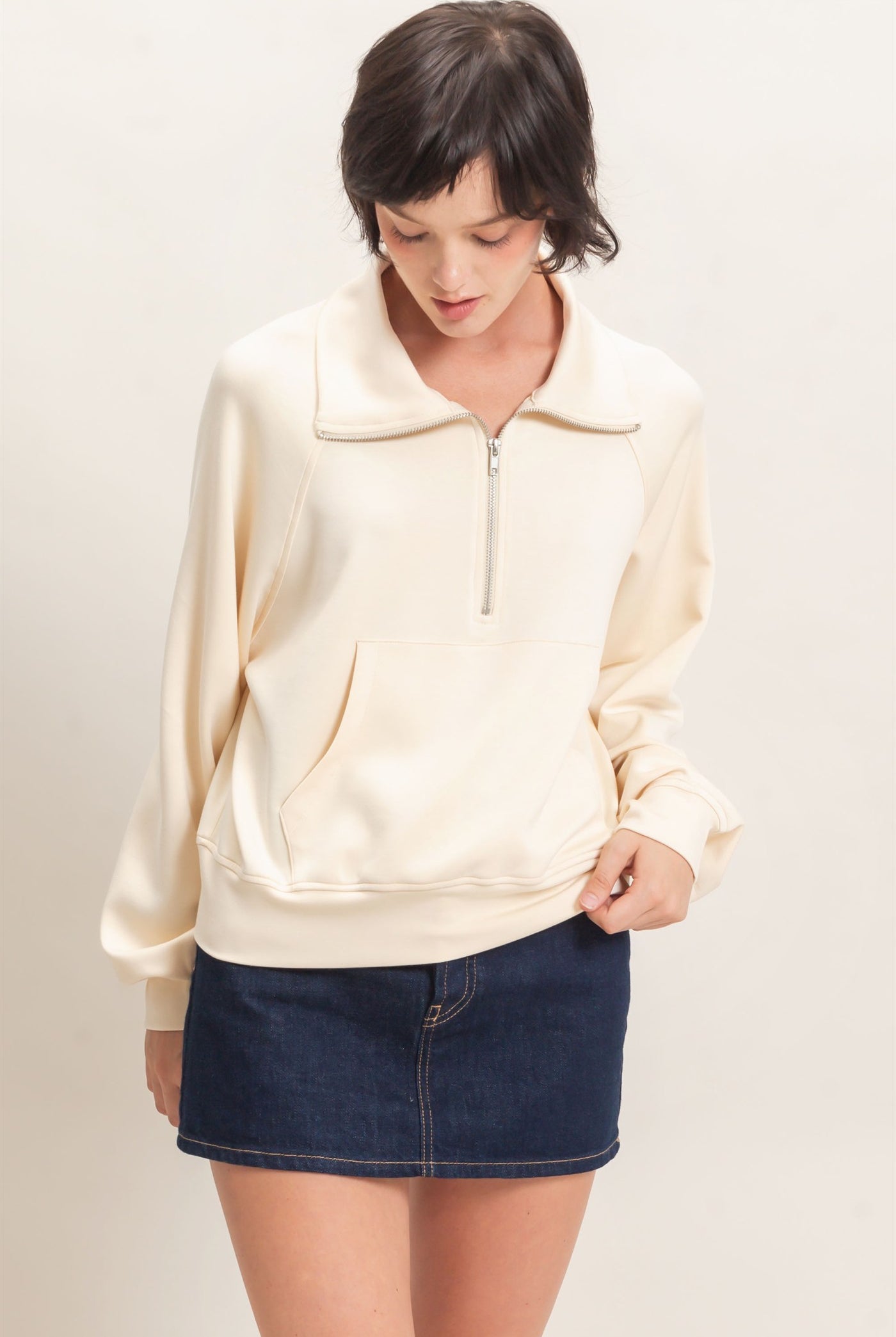 Wholesale Half-Zip Collar Raglan Pullover Sweatshirts DZ26C967 ALPACA DOUBLE ZERO