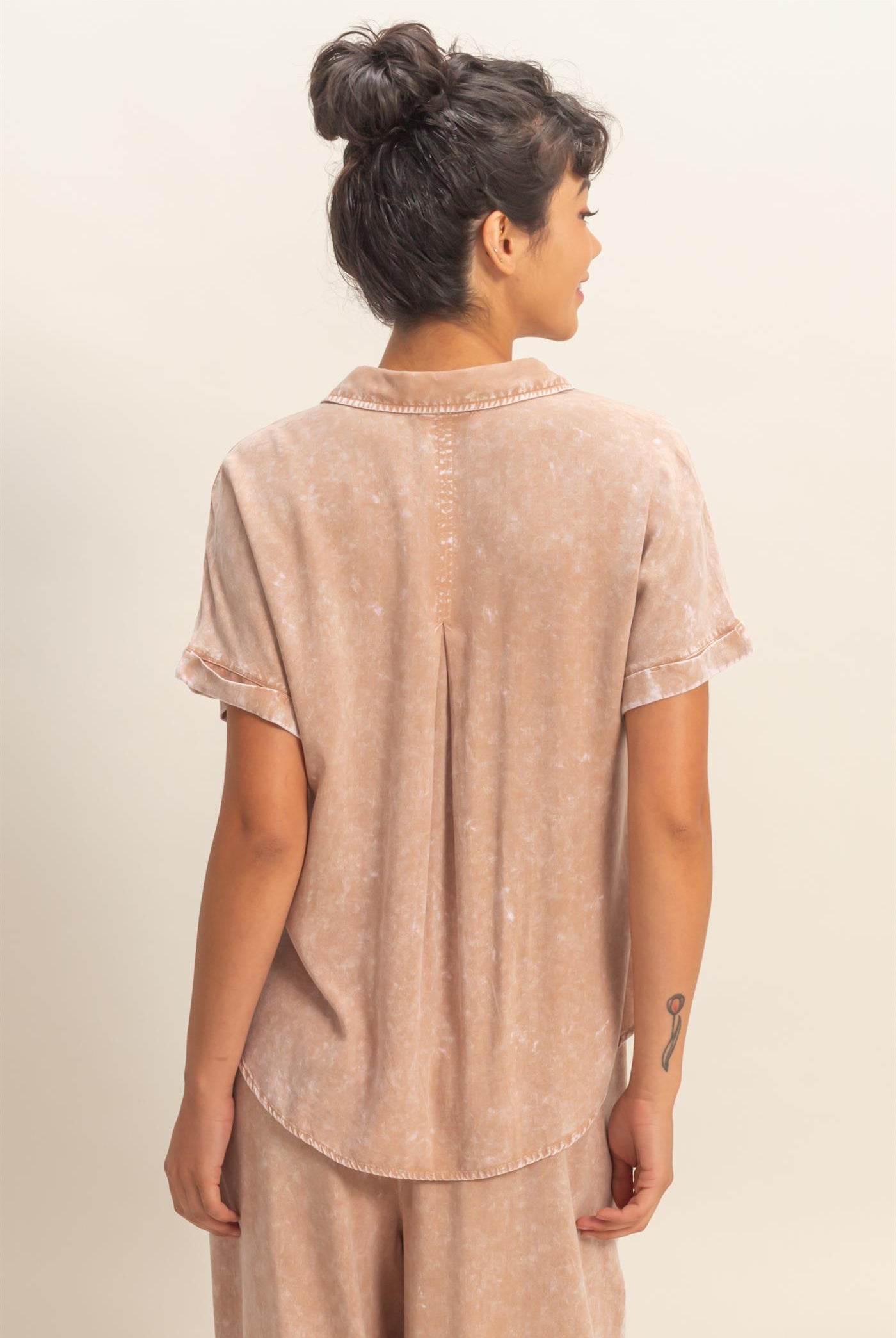 Wholesale Mineral Wash Button-Up Dolman Sleeve Shirt Shirts DZ26C132 DARK TAUPE DOUBLE ZERO
