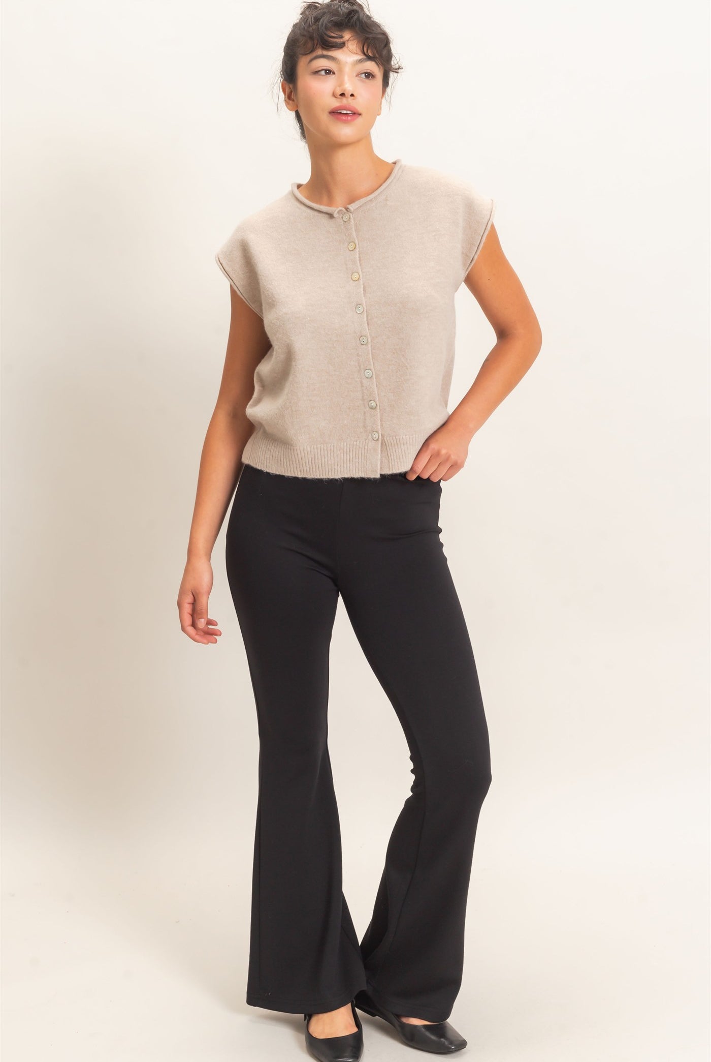 Wholesale Rolled Edge Button Front Sweater Vest Sweaters DZ26E239 TAUPE DOUBLE ZERO