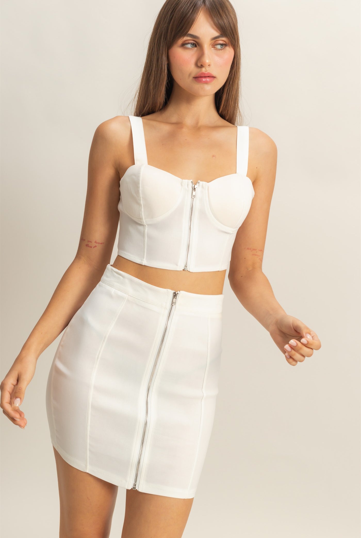 Wholesale Bustier Crop Top And Mini Skirt Set Clothing HF22E954-SET OFF WHITE HYFVE