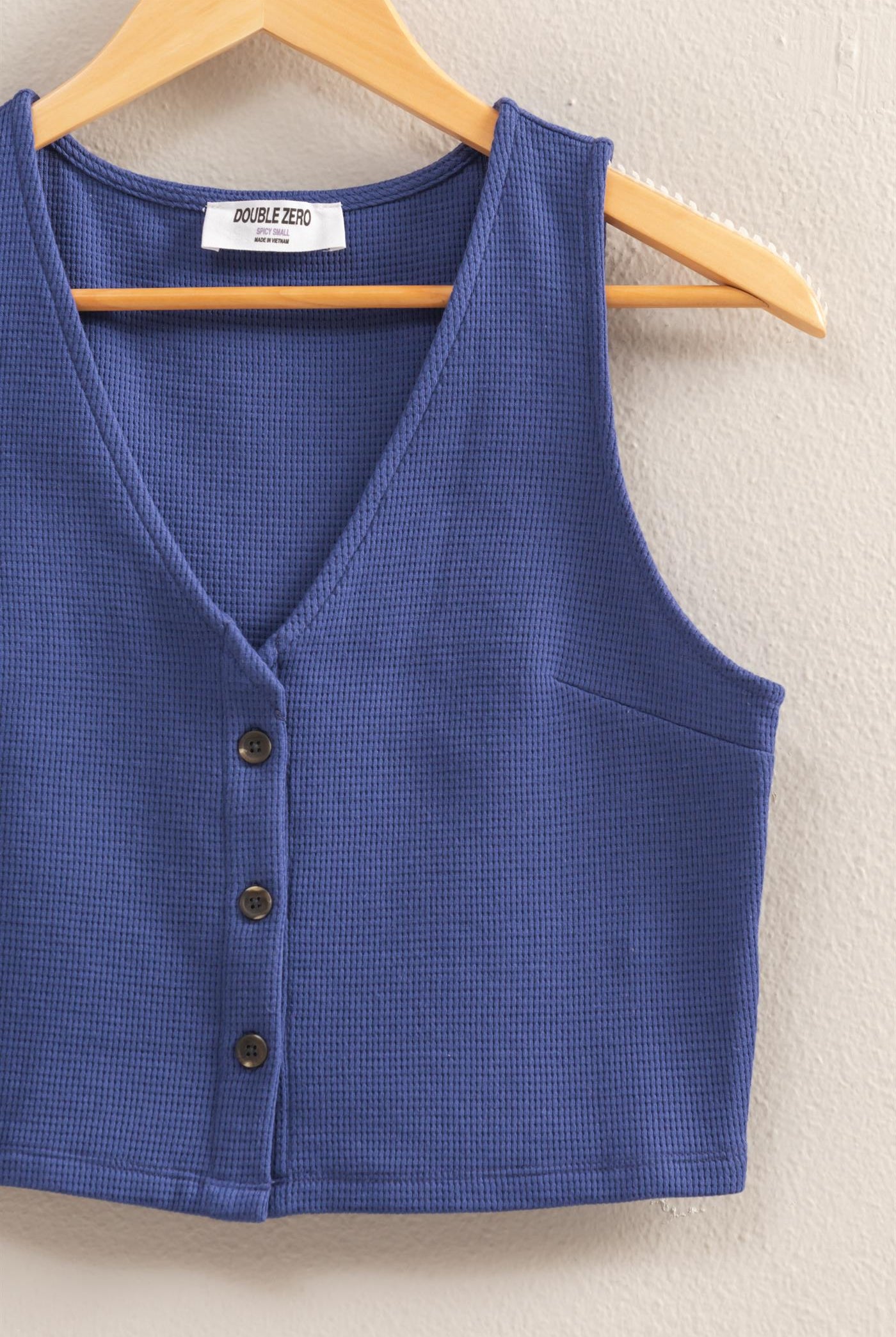 Wholesale Waffle Knit Button Down Sleeveless Vest Vests DZ25C154 DUSTY INDIGO DOUBLE ZERO