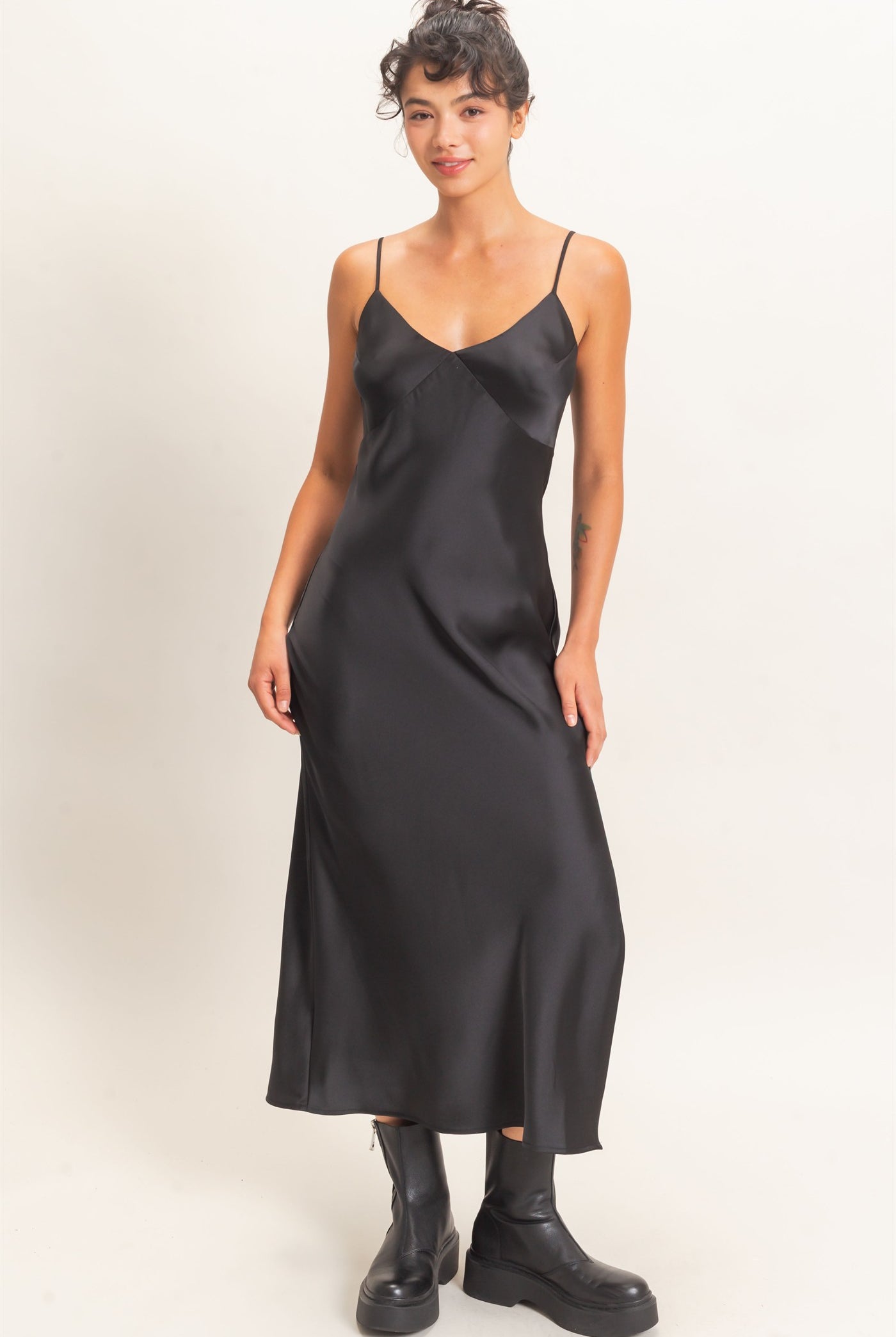 Wholesale Satin V-Neck Slip Dress Dresses DZ26E262 BLACK DOUBLE ZERO