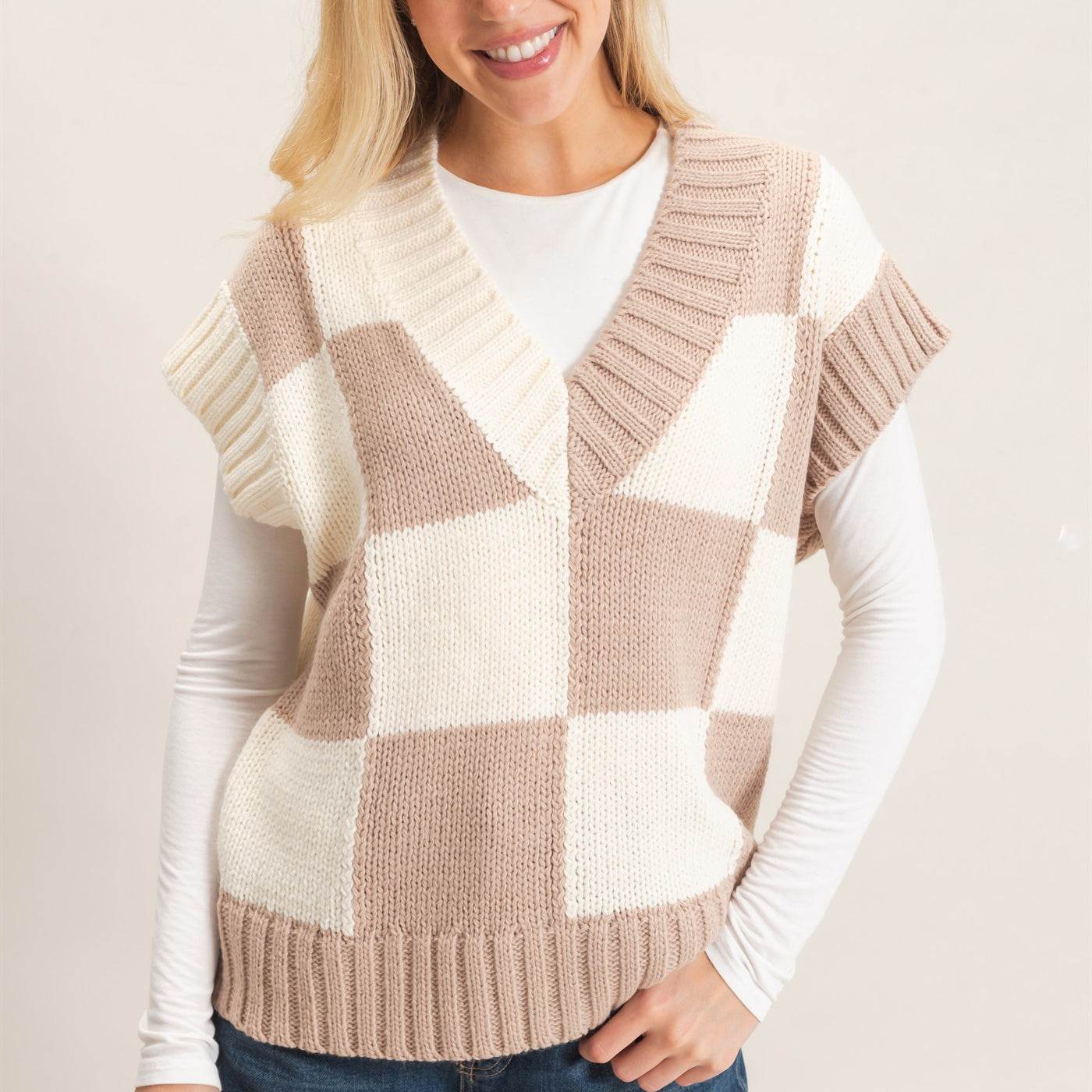 Wholesale Ribbed V-Neck Checkered Sweater Vest Sweaters HF26F180 TAUPE HYFVE