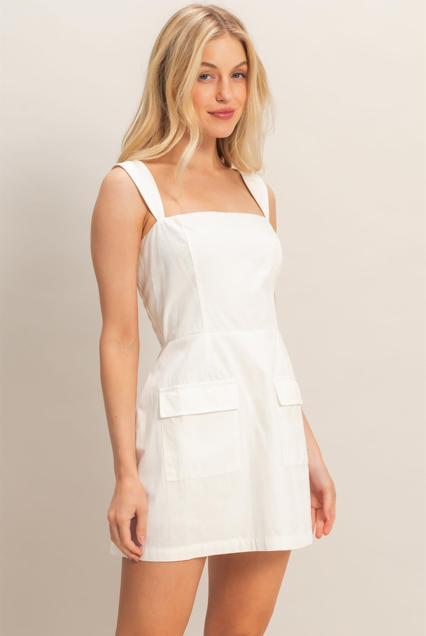 Wholesale Square Neck Mini Dress Dresses HF26C150 WHITE HYFVE