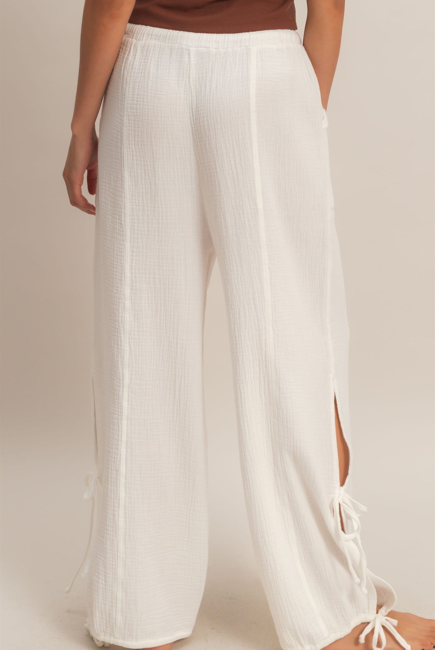 Wholesale Gauze Drawstring Jogger Pants Joggers HF26A822 OFF WHITE HYFVE