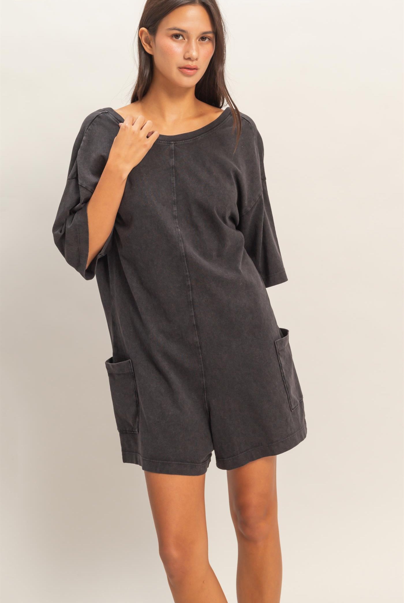 Wholesale Mineral Washed V-Back Romper Clothing DZ26A326 BLACK HYFVE