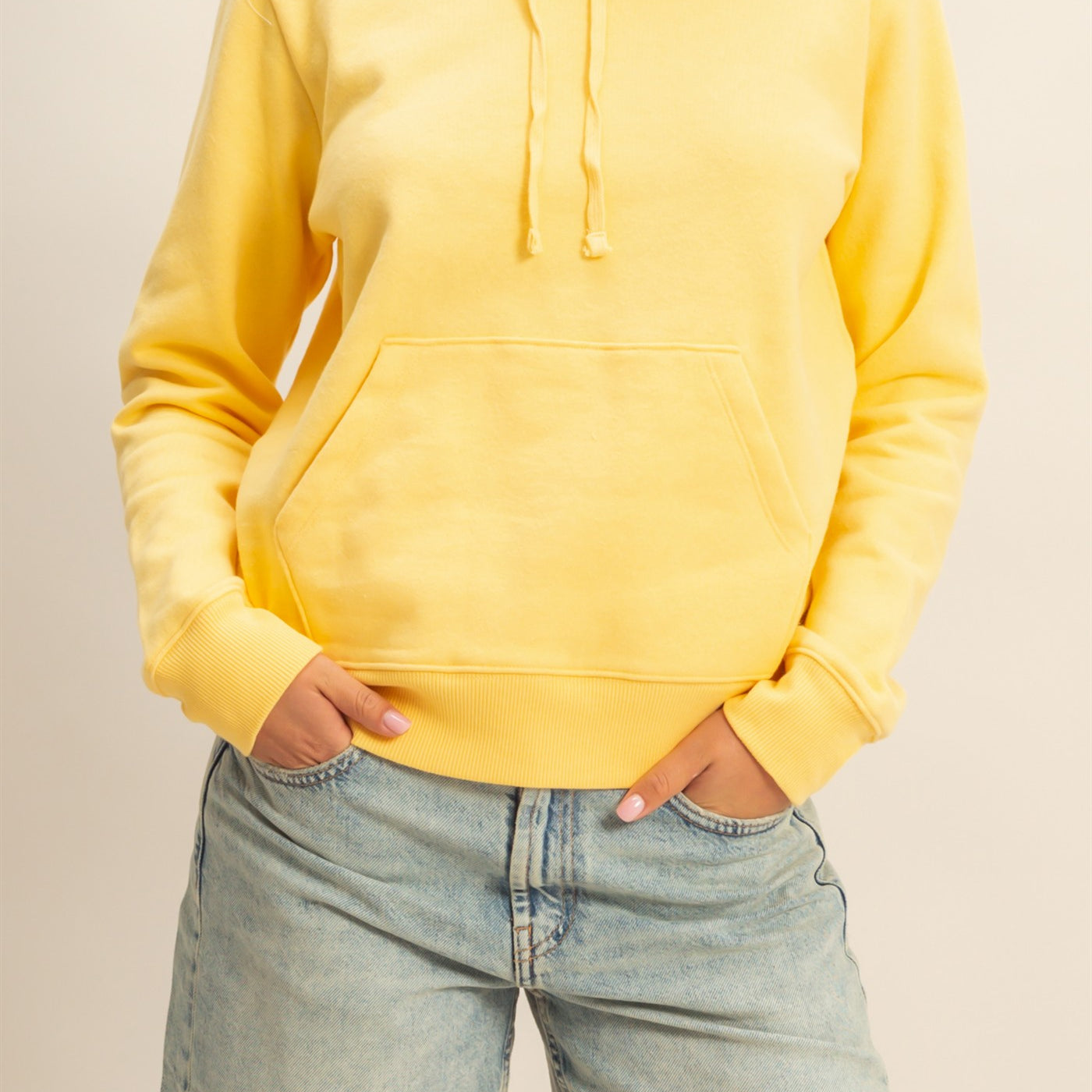 Wholesale Long Sleeve Pullover Hoodie Clothing Tops DZ24A320 BANANA CREAM DOUBLE ZERO