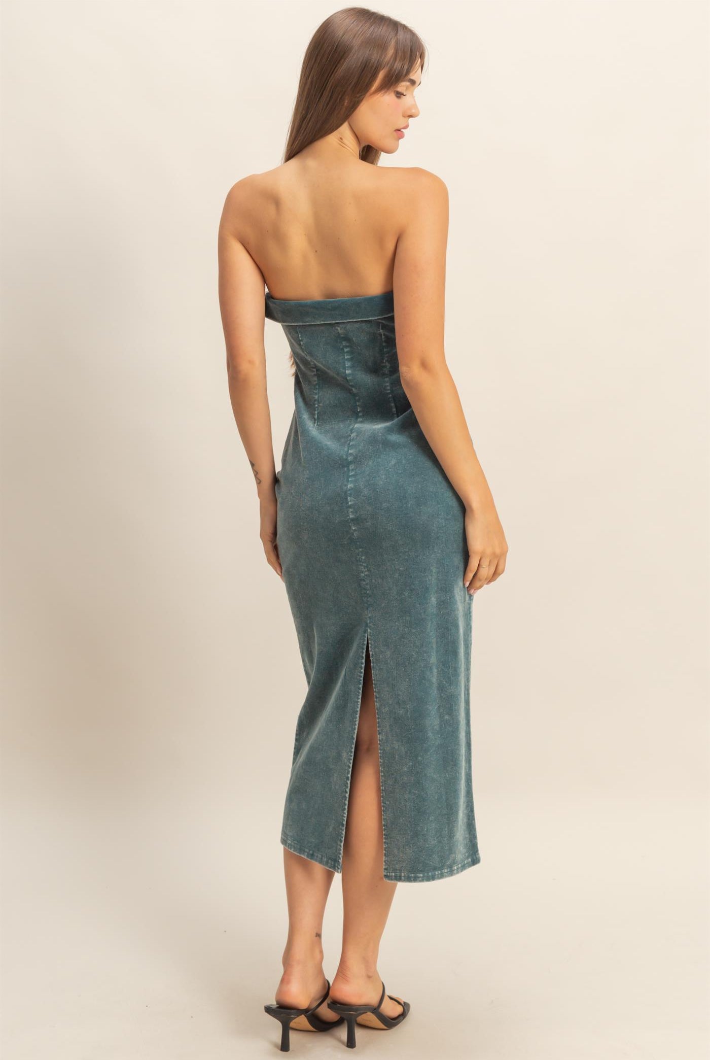 Wholesale Chic Mineral Washed Strapless Midi Dress Dresses HF25F379 GREEN HYFVE