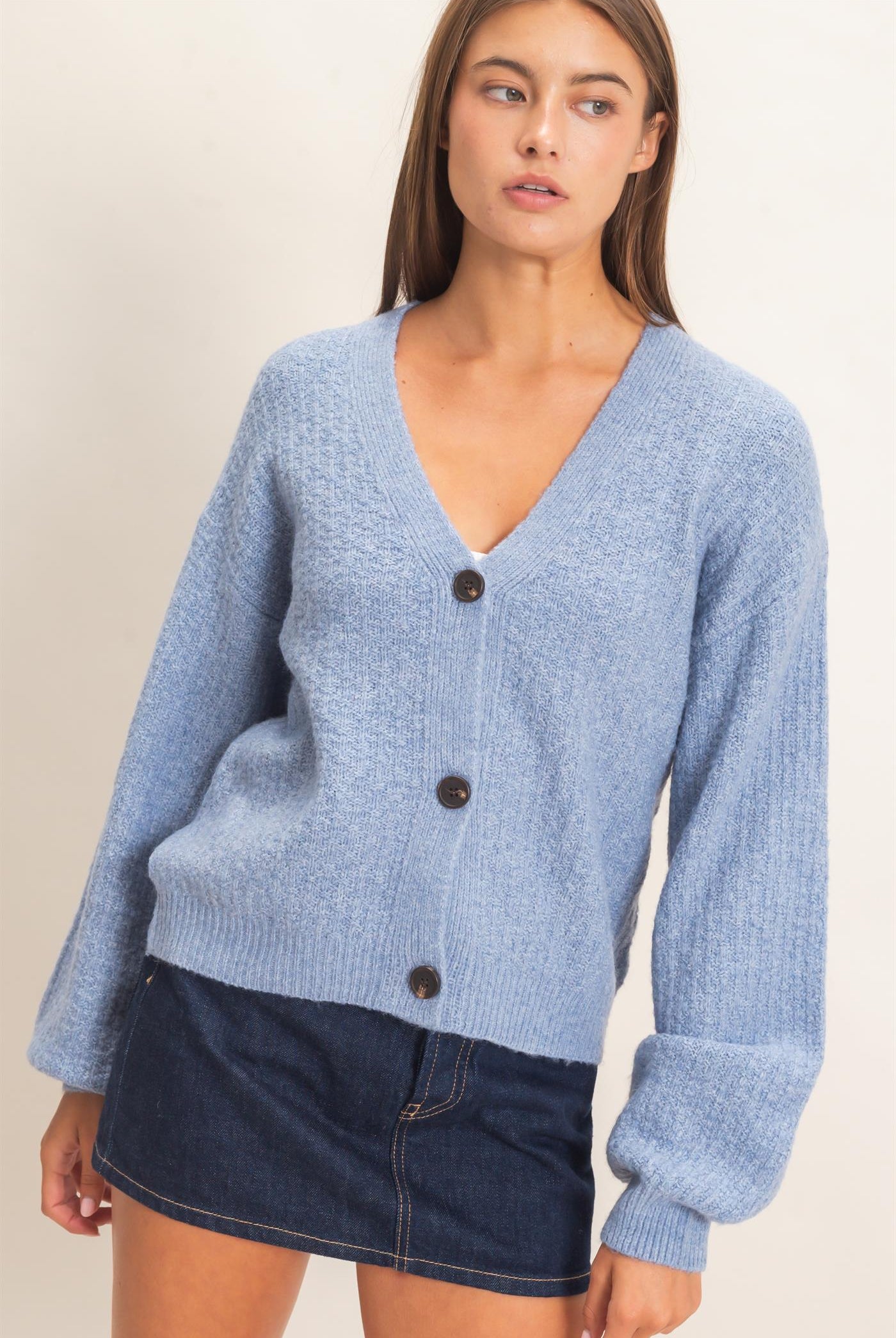 Wholesale Textured V-Neck Cardigan Cardigans DZ26E080 DUSTY BLUE DOUBLE ZERO