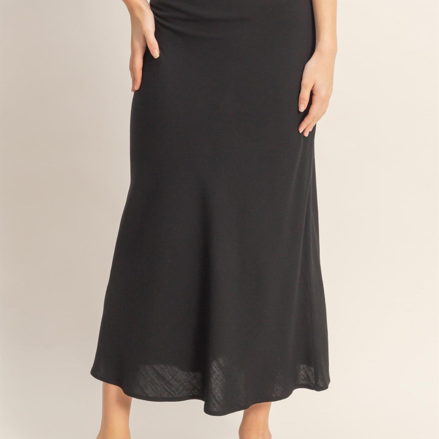 Wholesale Maxi Skirt With Elastic Waistband Skirts HF26A473-D BLACK HYFVE