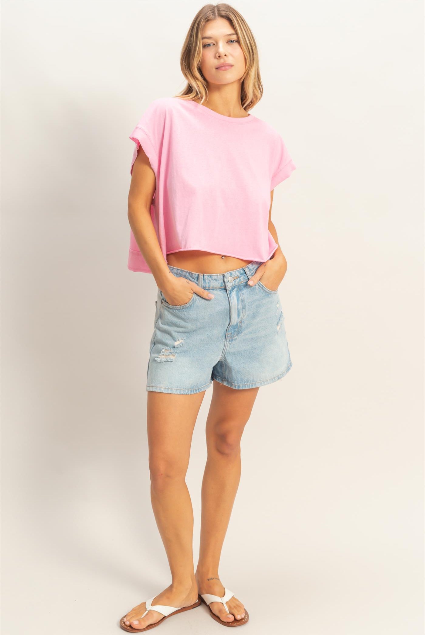 Wholesale Boxy Crew Neck Top T-Shirts HF26C288-D PINK HYFVE