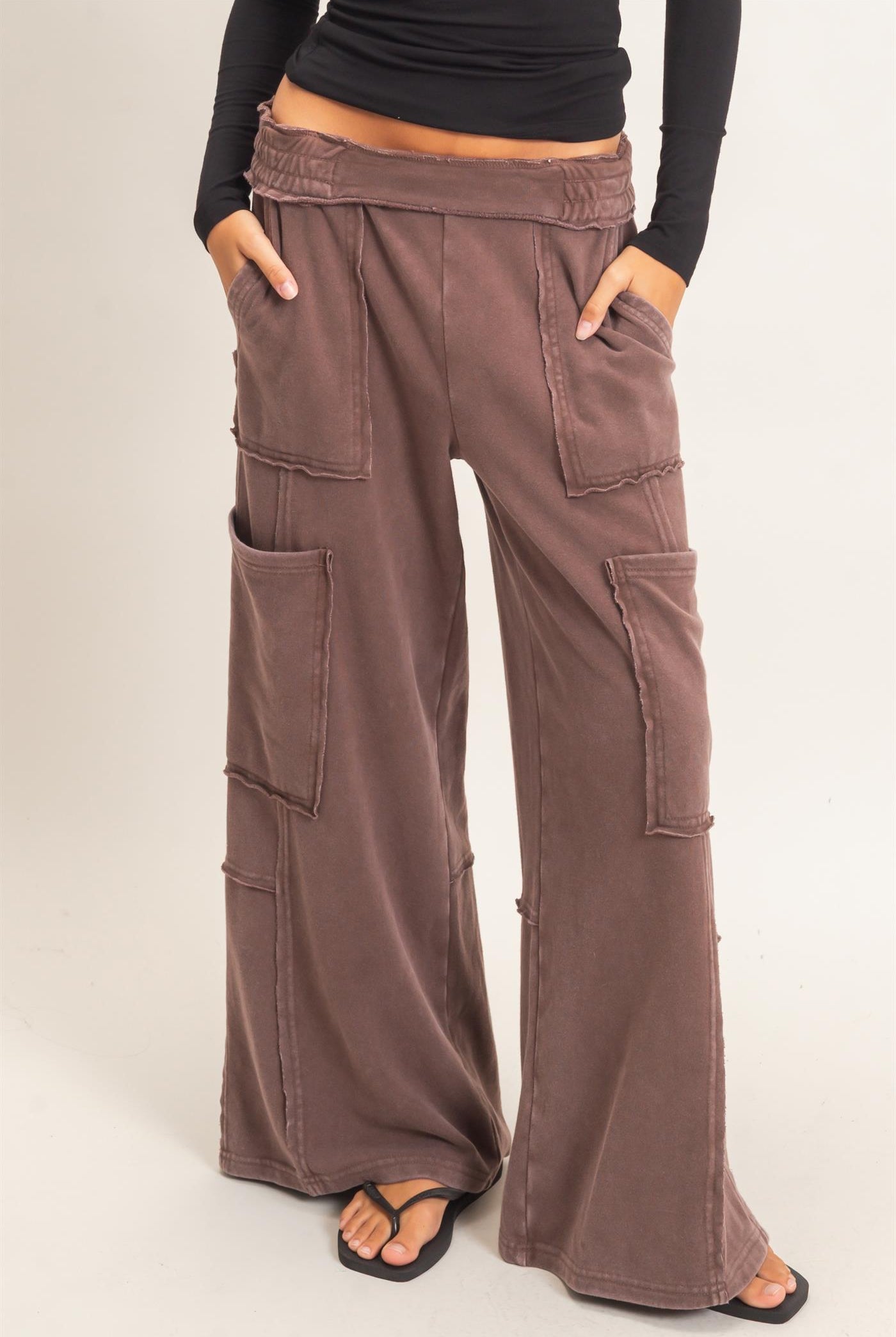 Wholesale Mineral Wash Cargo Pocket Pants Pants DZ26C963 DARK BROWN DOUBLE ZERO