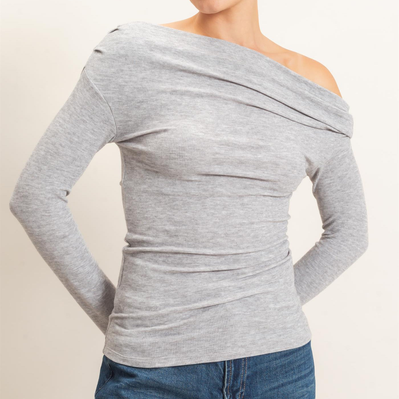 Wholesale Asymmetrical Off-Shoulder Top Clothing Tops HF26E377 HEATHER GRAY HYFVE