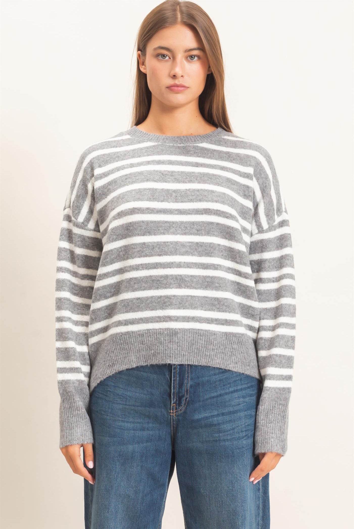 Wholesale Striped Crew Neck Sweater Sweaters DZ26E389 HEATHER GRAY DOUBLE ZERO