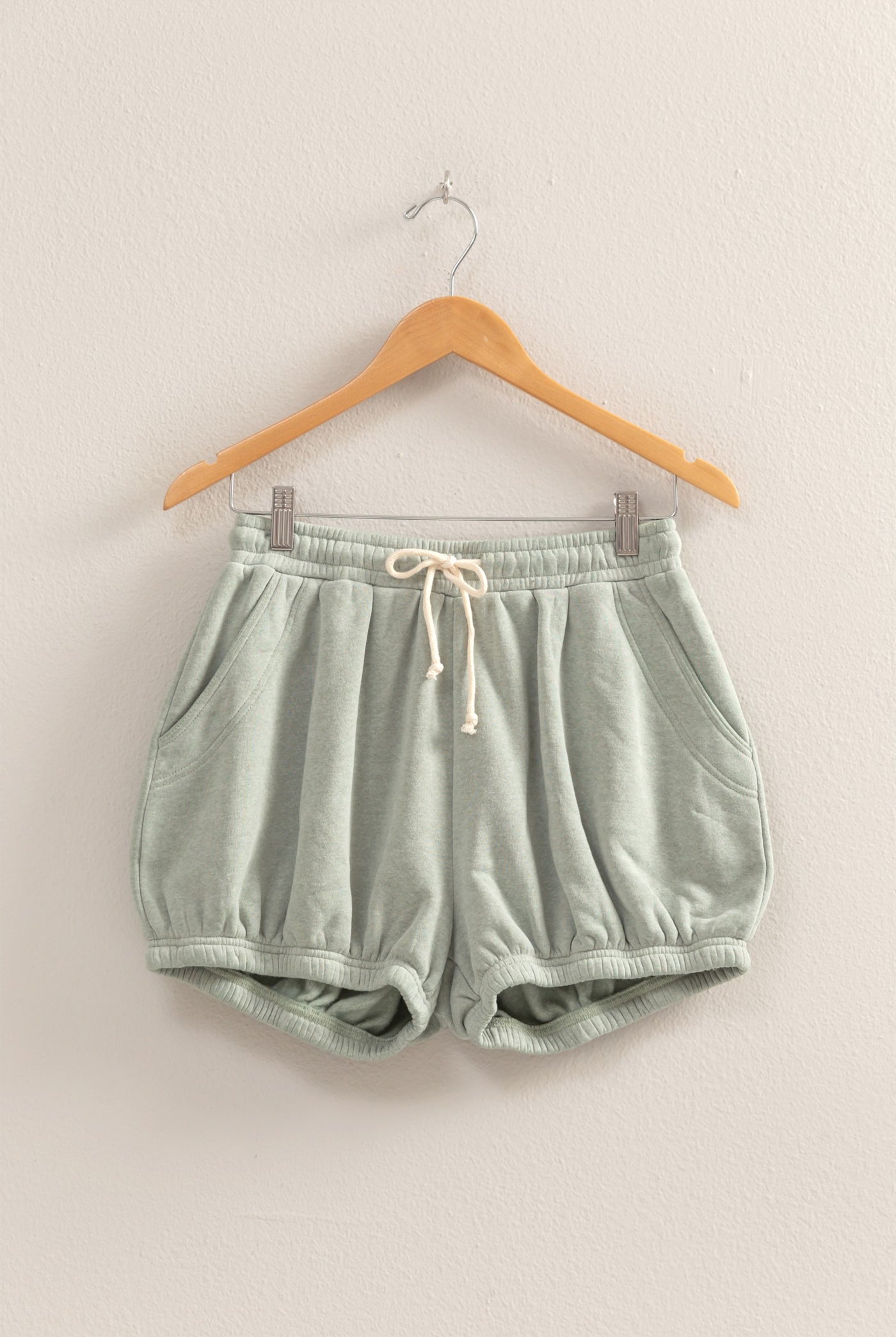 Wholesale Drawstring Waist Bubbled Hem Shorts Shorts DZ25A702 SAGE GREEN DOUBLE ZERO