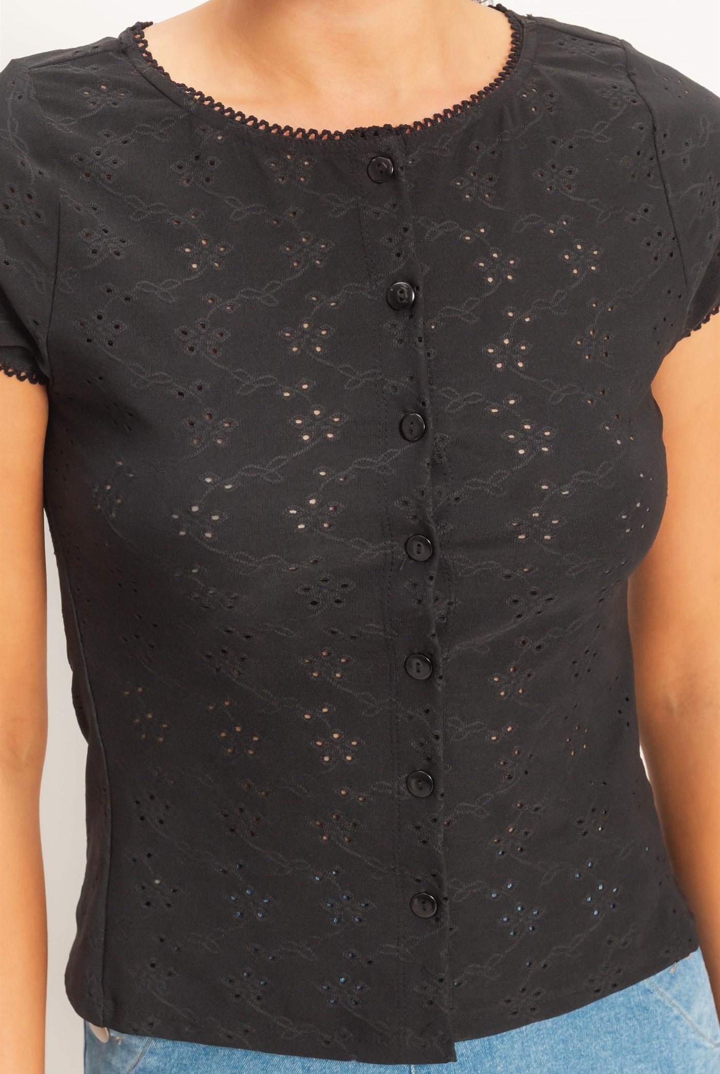 Wholesale Eyelet Button Front Knit Top Clothing Tops HF26C094 BLACK HYFVE