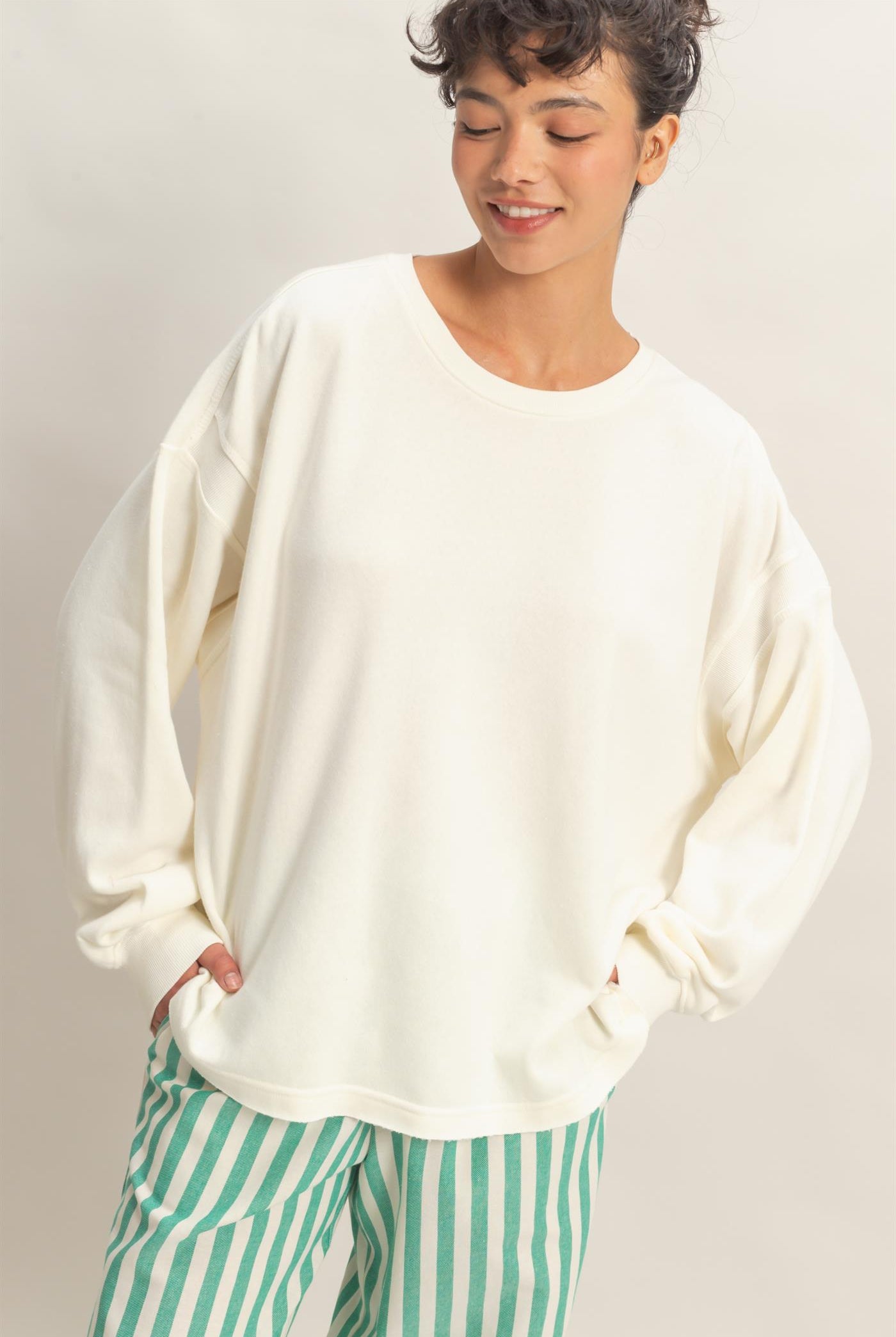 Wholesale Oversized Cross Detail Open Back Sweatshirt Clothing Tops DZ26E050 CREAM DOUBLE ZERO