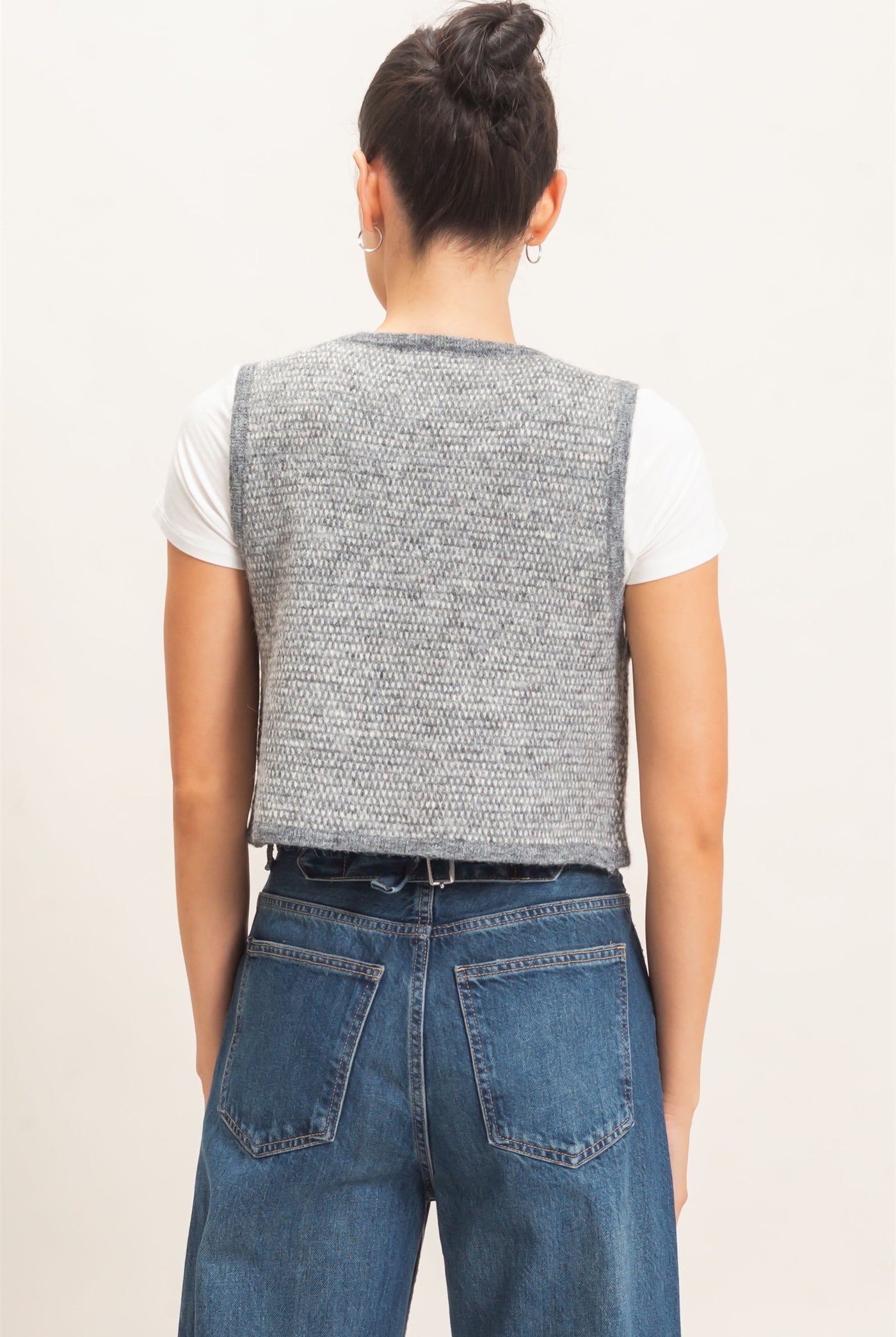 Wholesale Sweater Vest With Front Ties Sweaters HF26E140 GRAY HYFVE