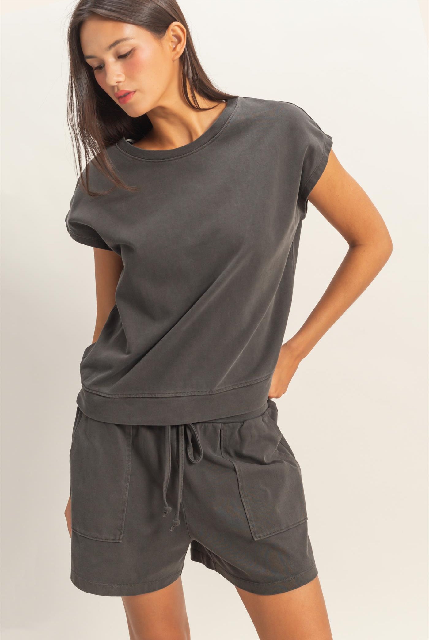 Wholesale Sleeveless Crew Neck Top and Shorts Set Clothing DZ26A028-SET BLACK DOUBLE ZERO