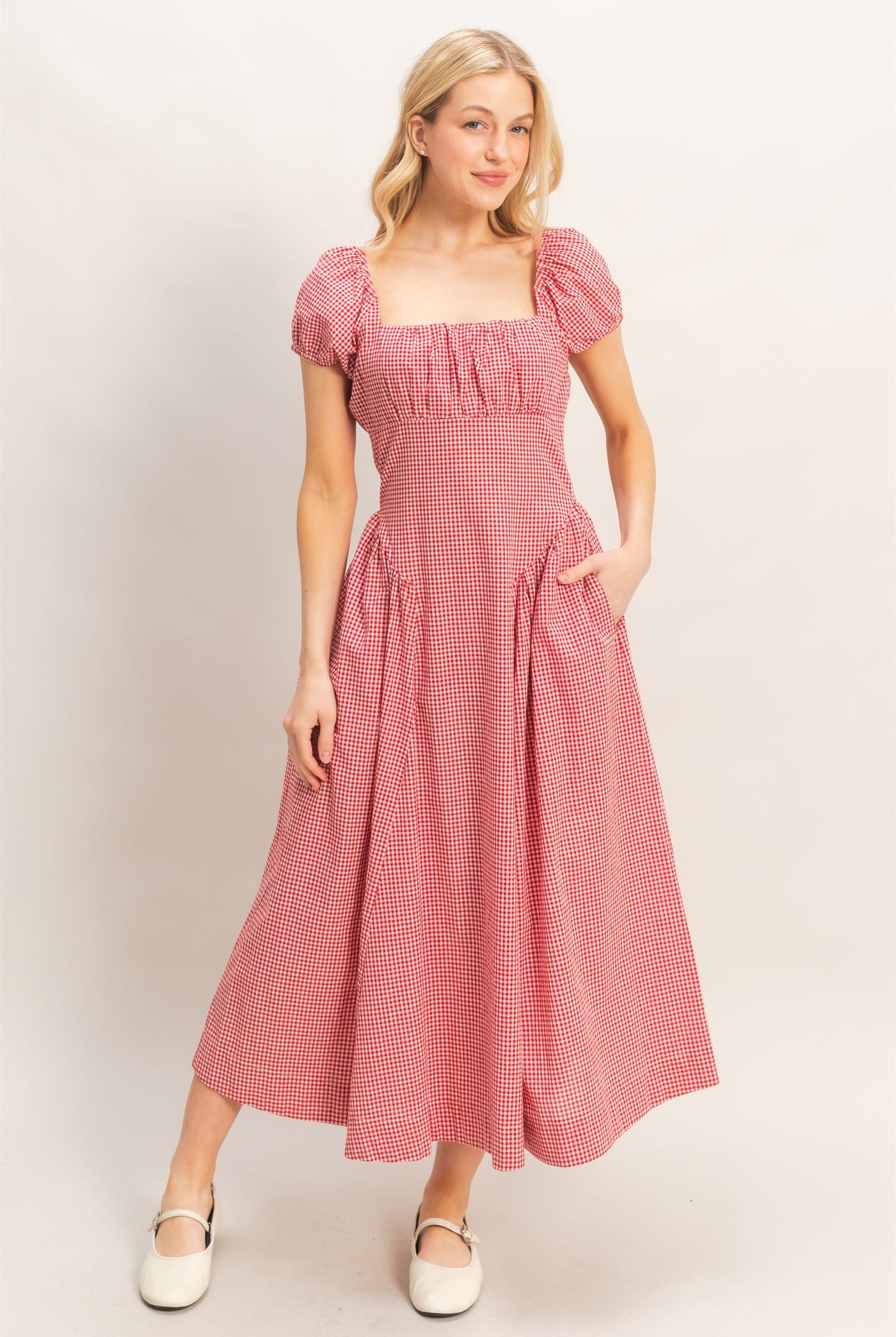 Wholesale Gingham Puff Sleeve Dress Dresses HF26A321 RED HYFVE