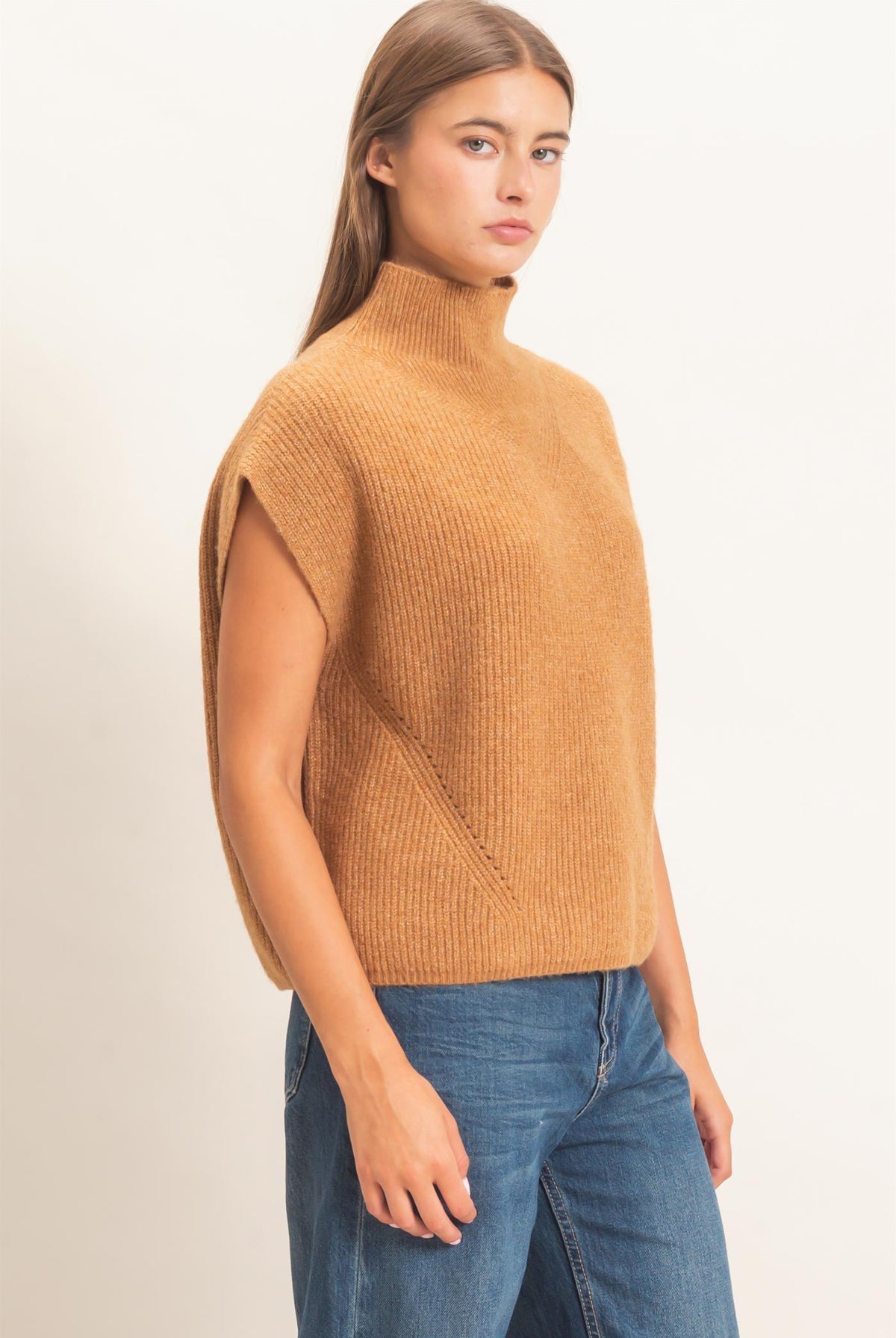 Wholesale Sleeveless High Neck Sweater Sweaters DZ26E295 CAMEL DOUBLE ZERO