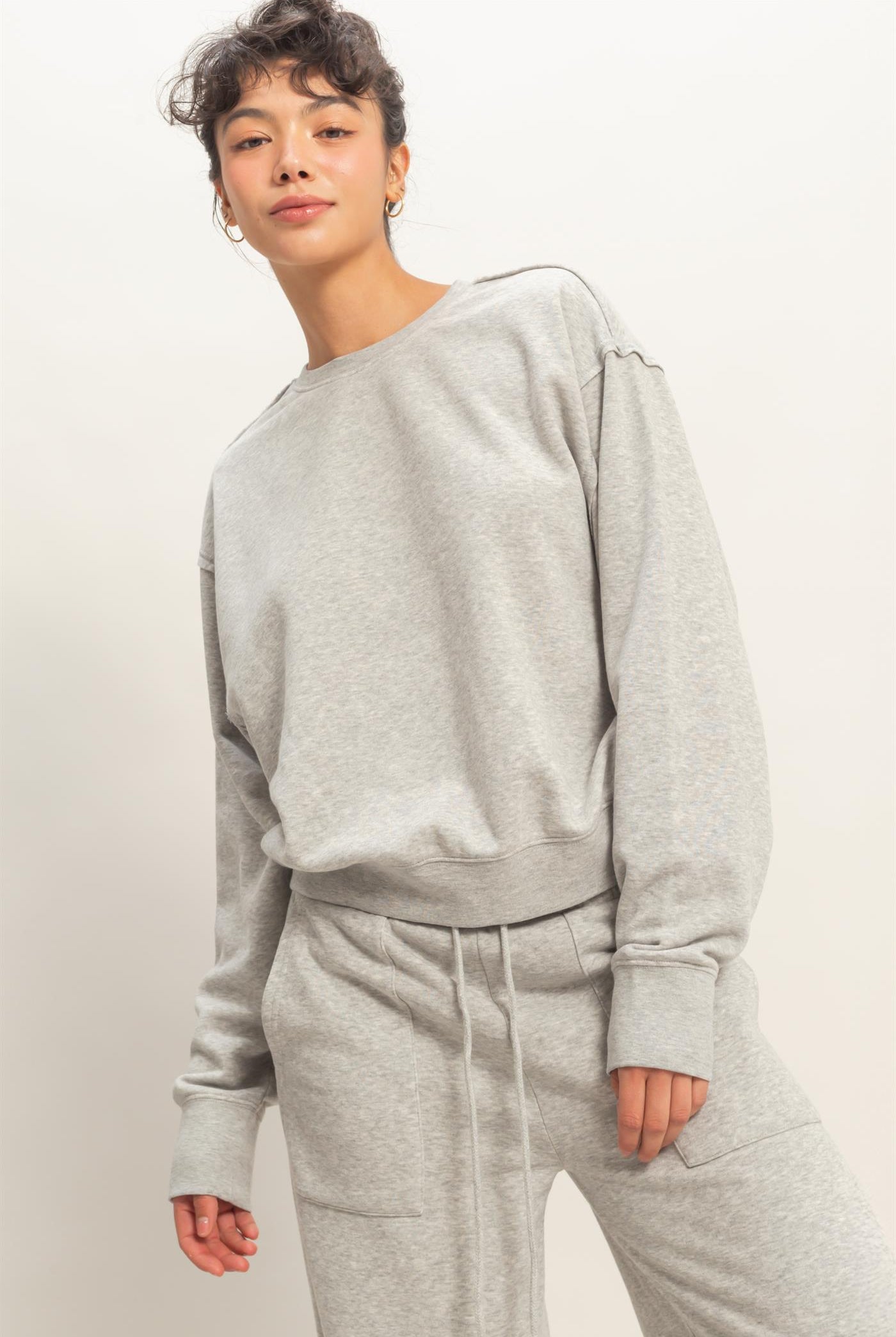 Wholesale Raw Edge Detail Burnout Sweatshirt Sweatshirts DZ26A048 HEATHER GRAY DOUBLE ZERO