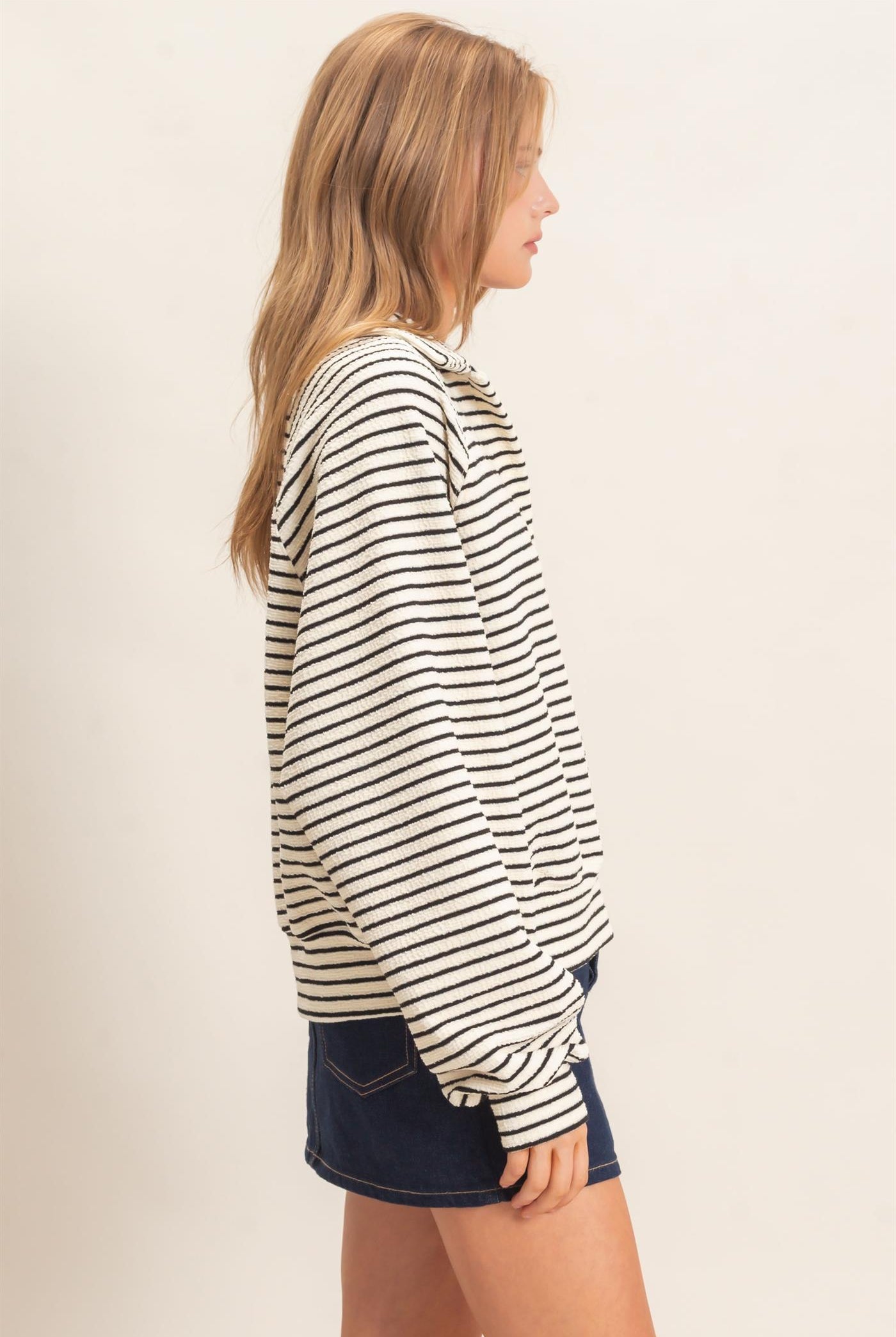 Wholesale Striped Collared Sweatshirt Sweatshirts HF26F095 CREAM HYFVE
