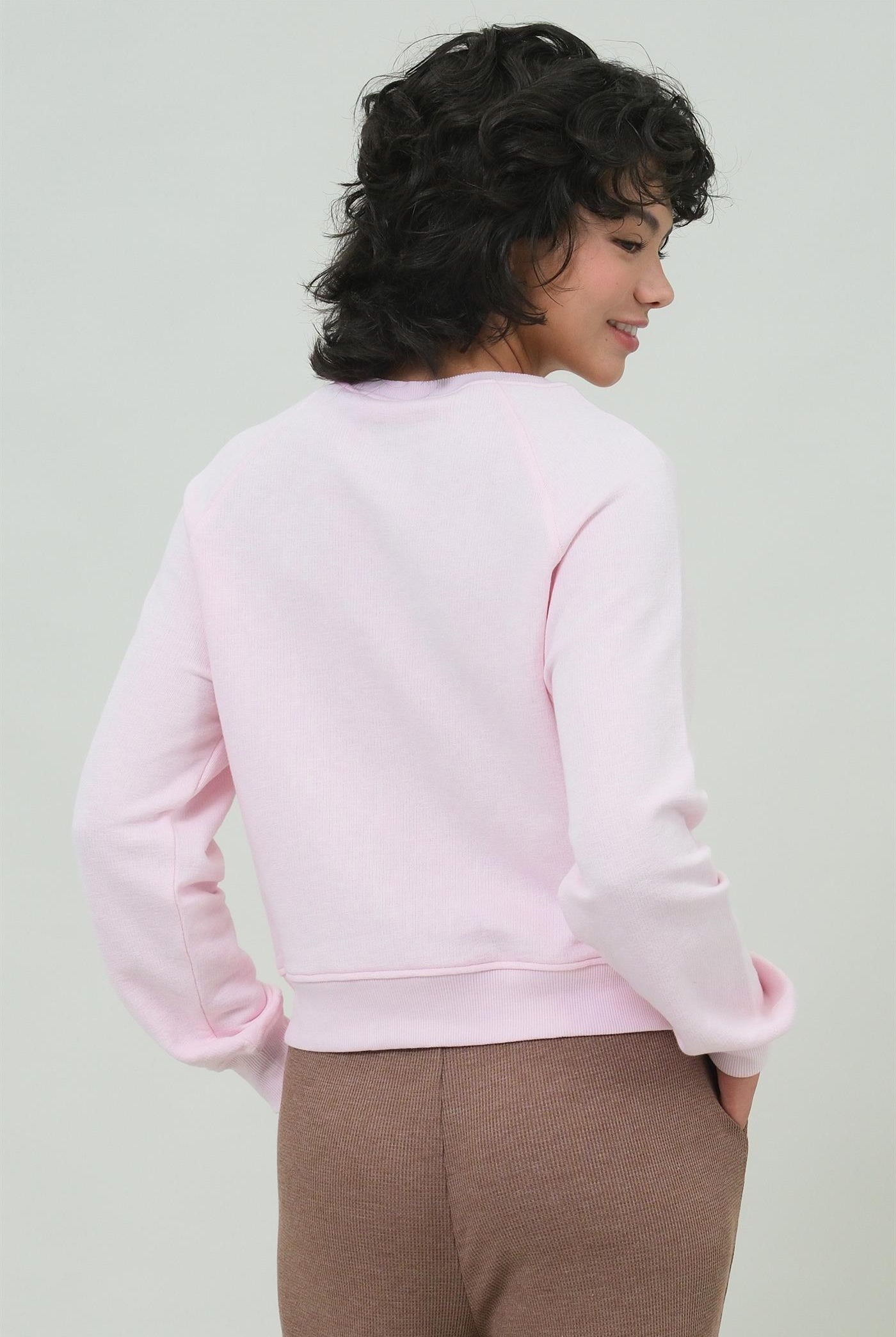Wholesale Raglan Sleeve Pocket Sweatshirt Sweatshirts DZ24F992 PALE PINK DOUBLE ZERO