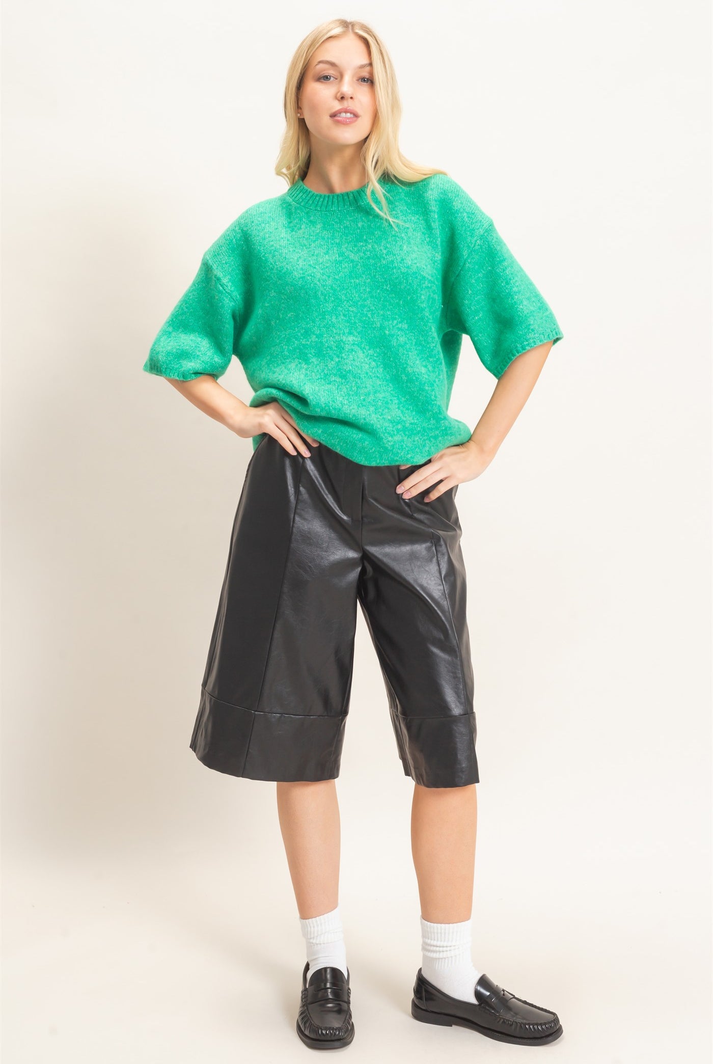 Wholesale Oversized Drop Shoulder Sweater Sweaters HF26E143 GREEN HYFVE
