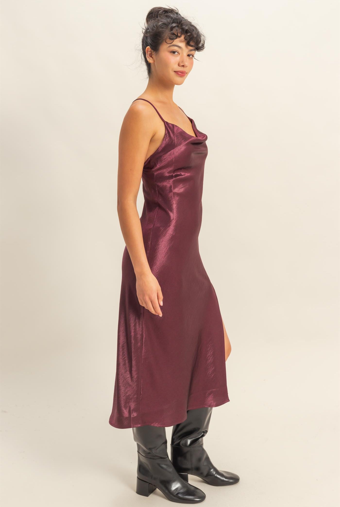 DZ25E902_DARKCHERRY_4257378