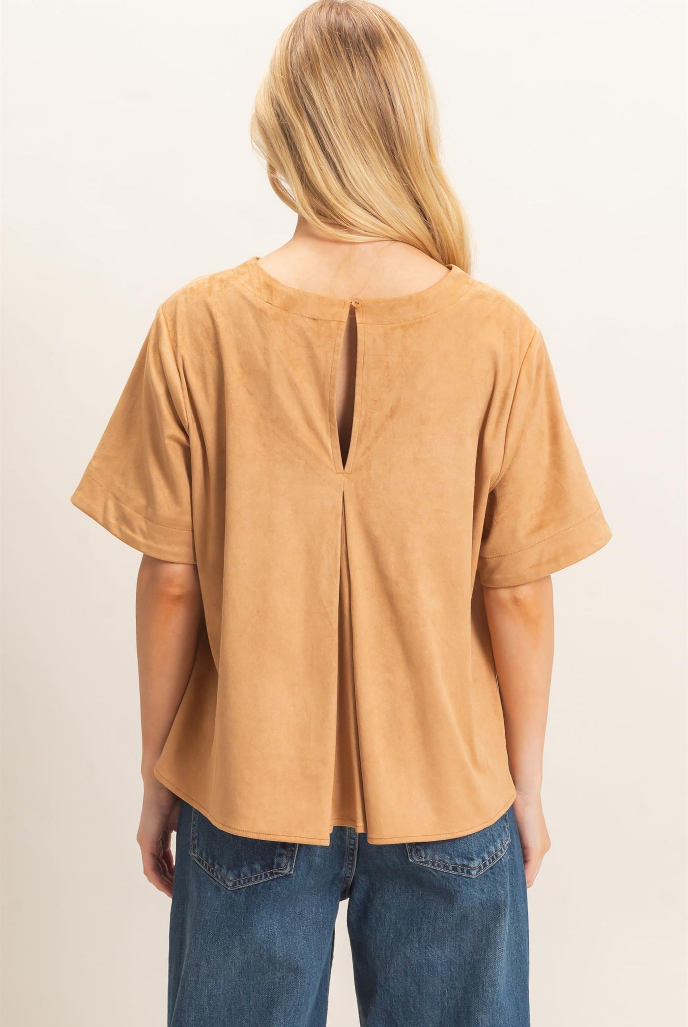 Wholesale Suede Boat Neck Top Clothing Tops HF26E351 CAMEL HYFVE