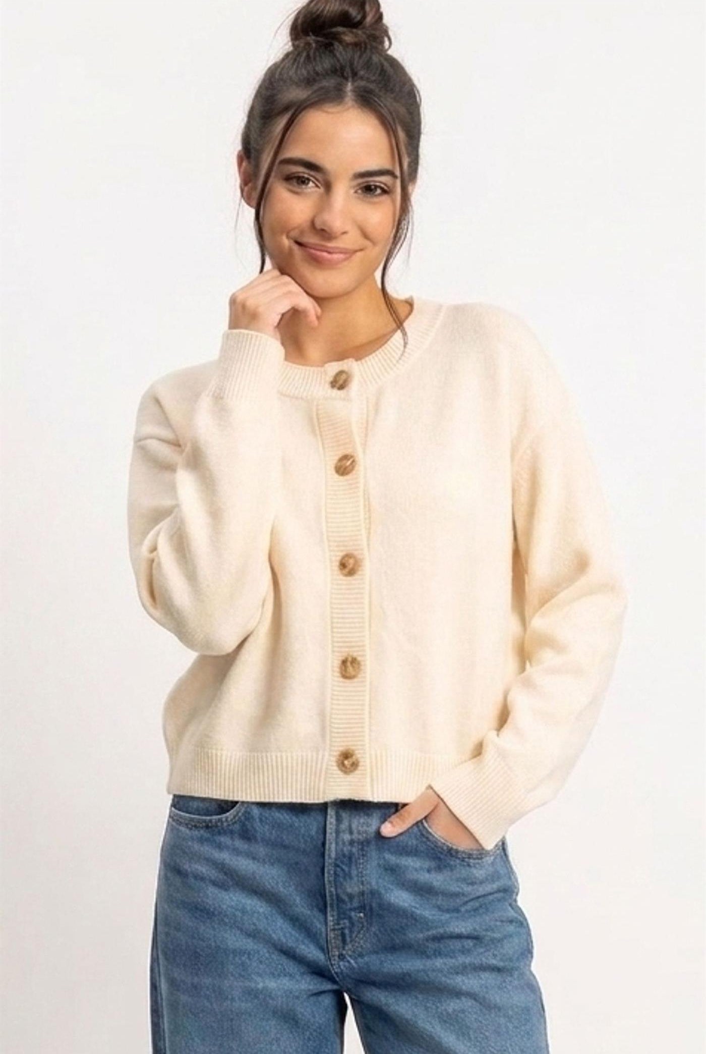 Wholesale Crew Neck Button Front Cardigan Cardigans DZ26E639 CREAM DOUBLE ZERO