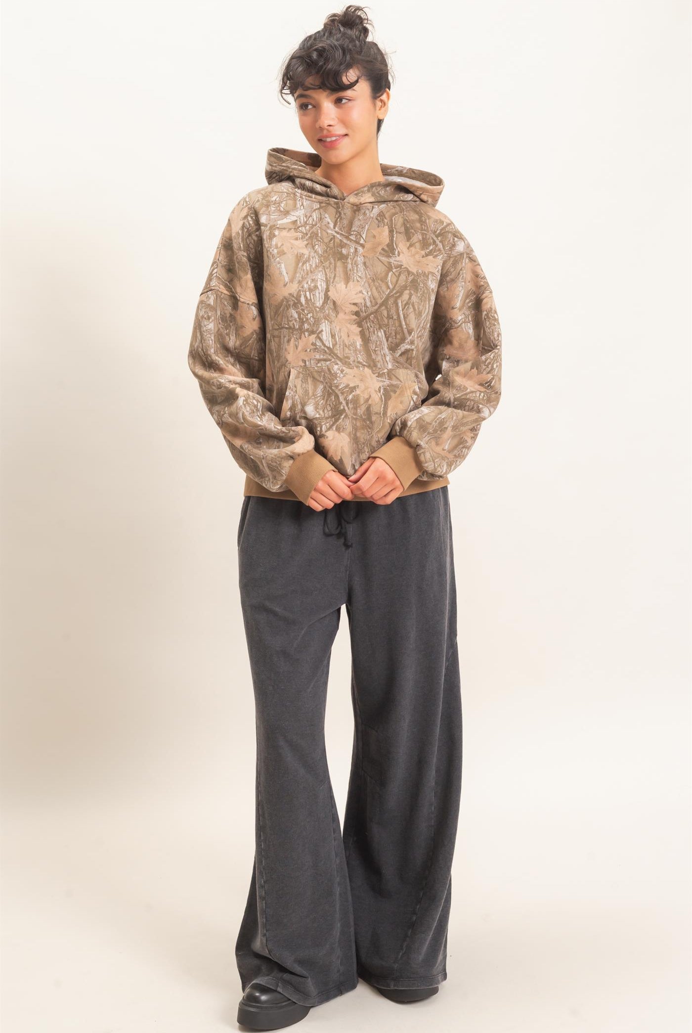 Wholesale Tree Camouflage Hoodie With Kangaroo Pocket Hoodies DZ26F011 BROWN DOUBLE ZERO